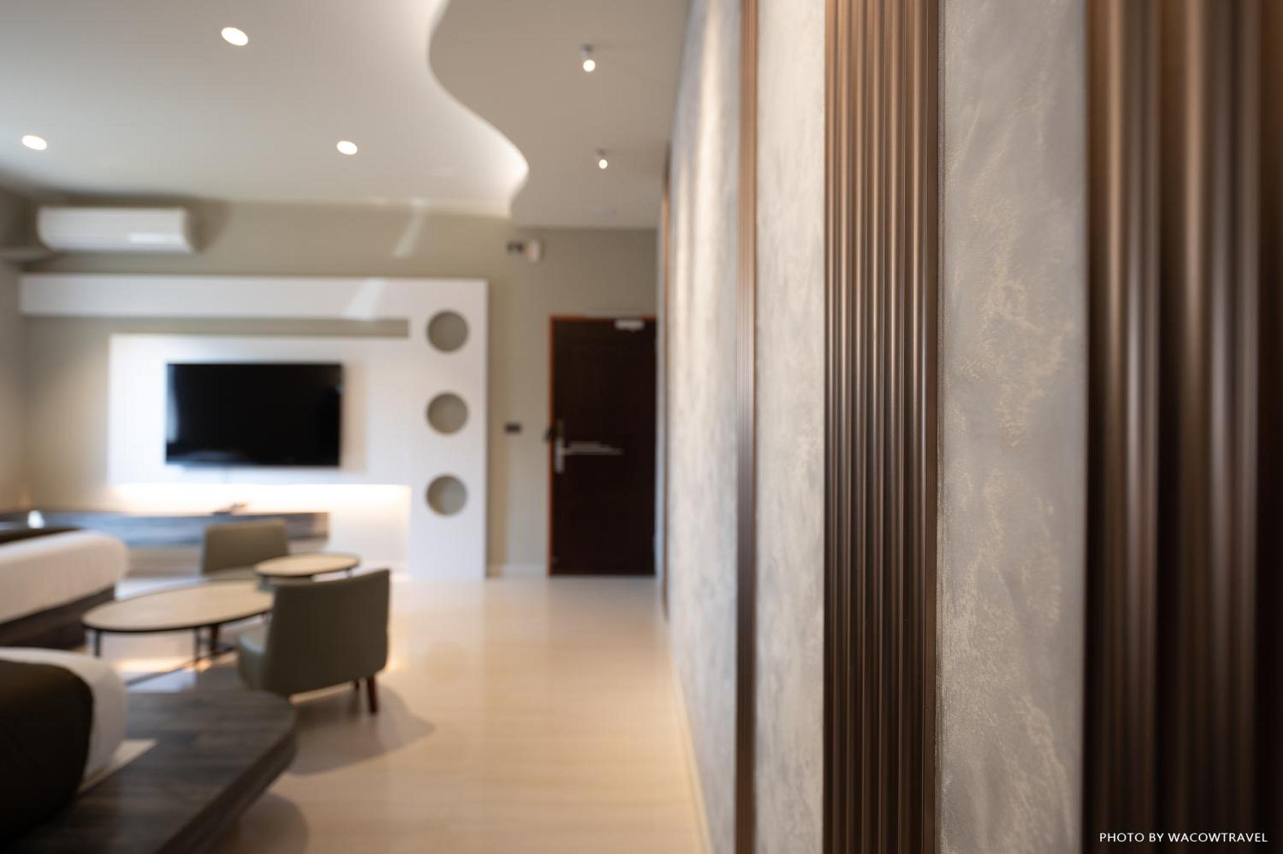 Deluxe Family Suite
