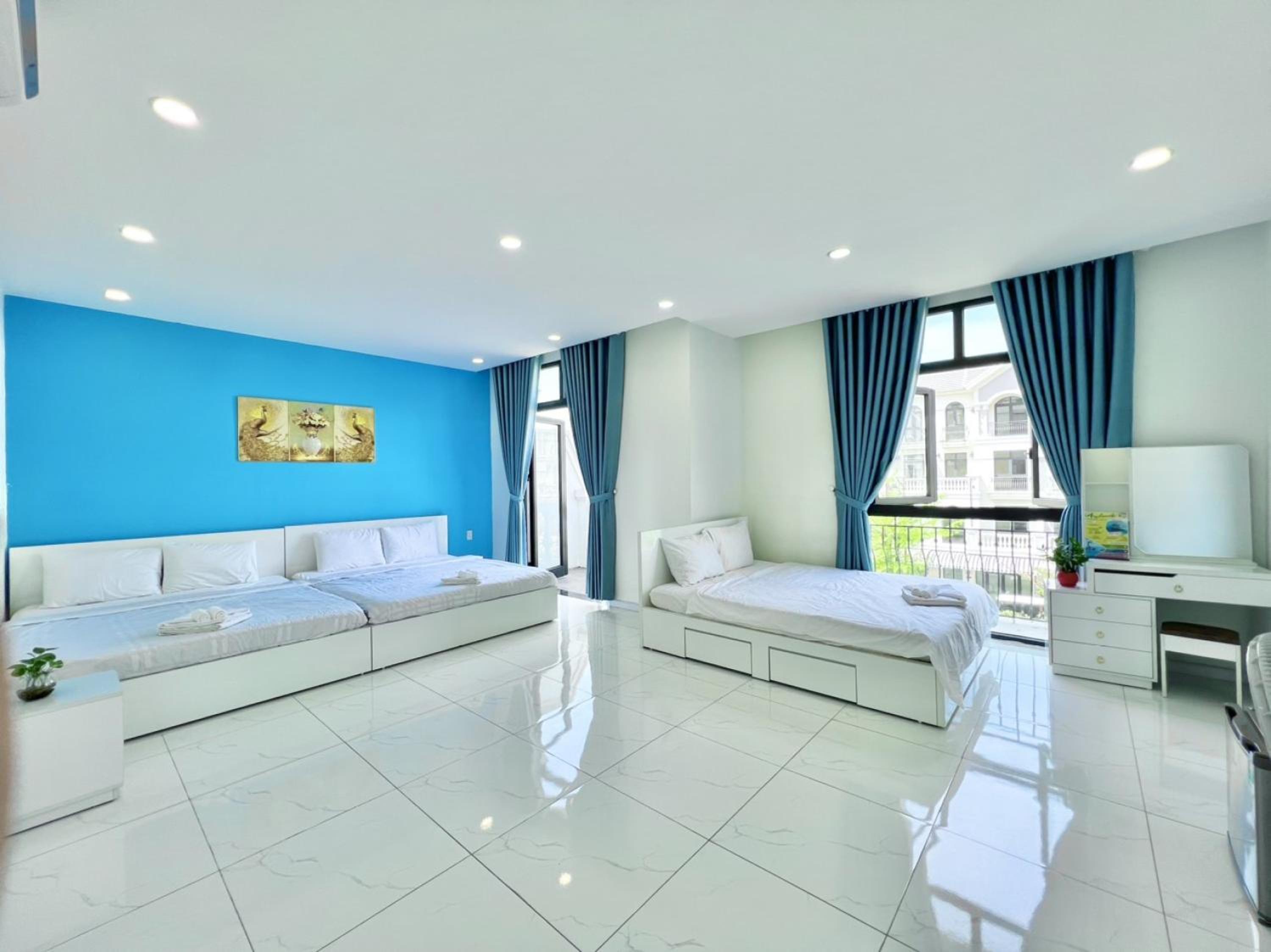 Deluxe Family Room