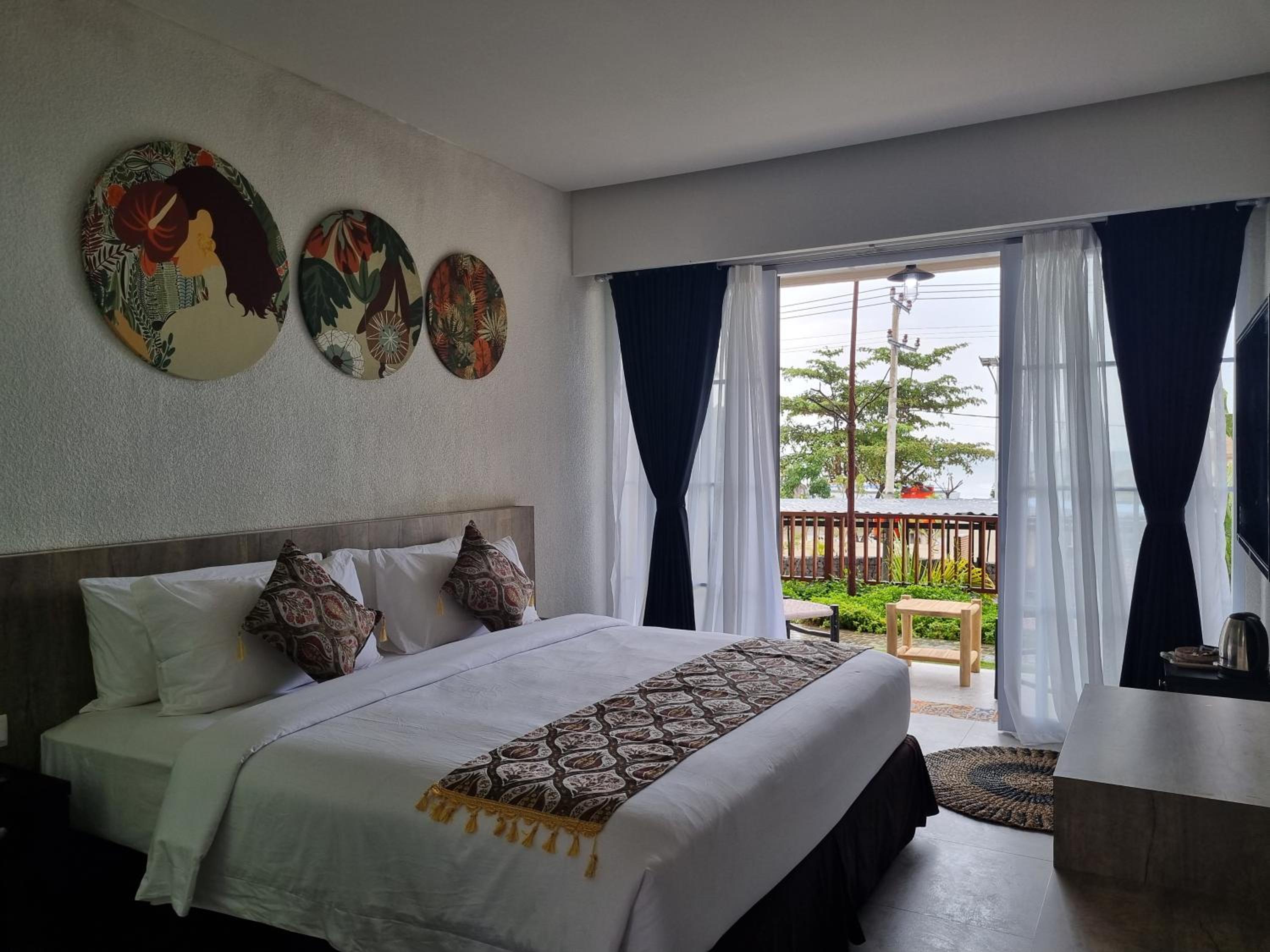 Natuna Room - Photo 8