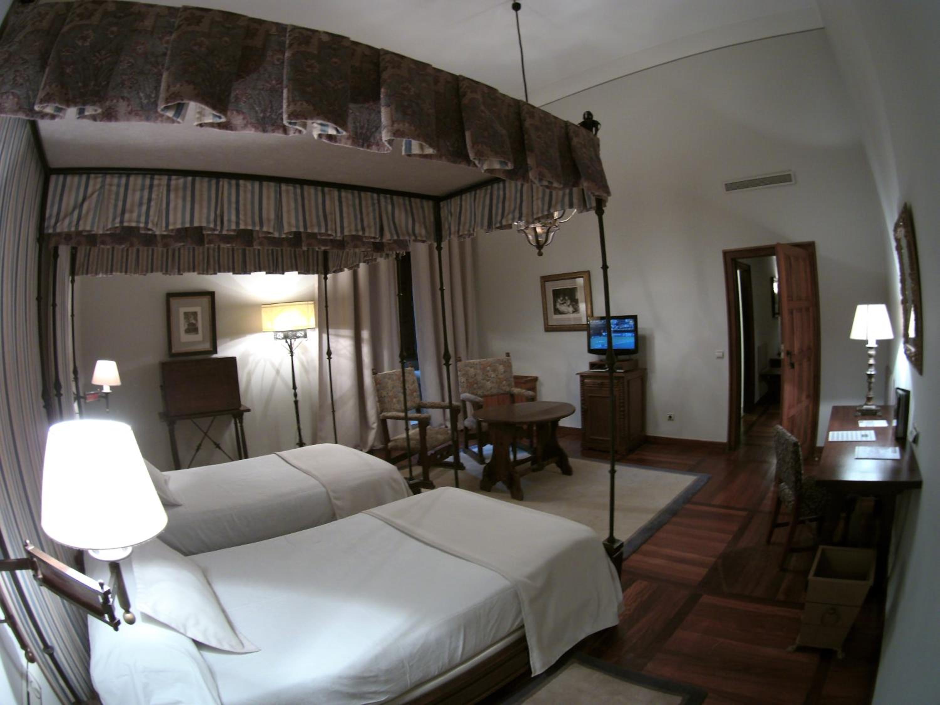 Superior Double Room - Photo 1