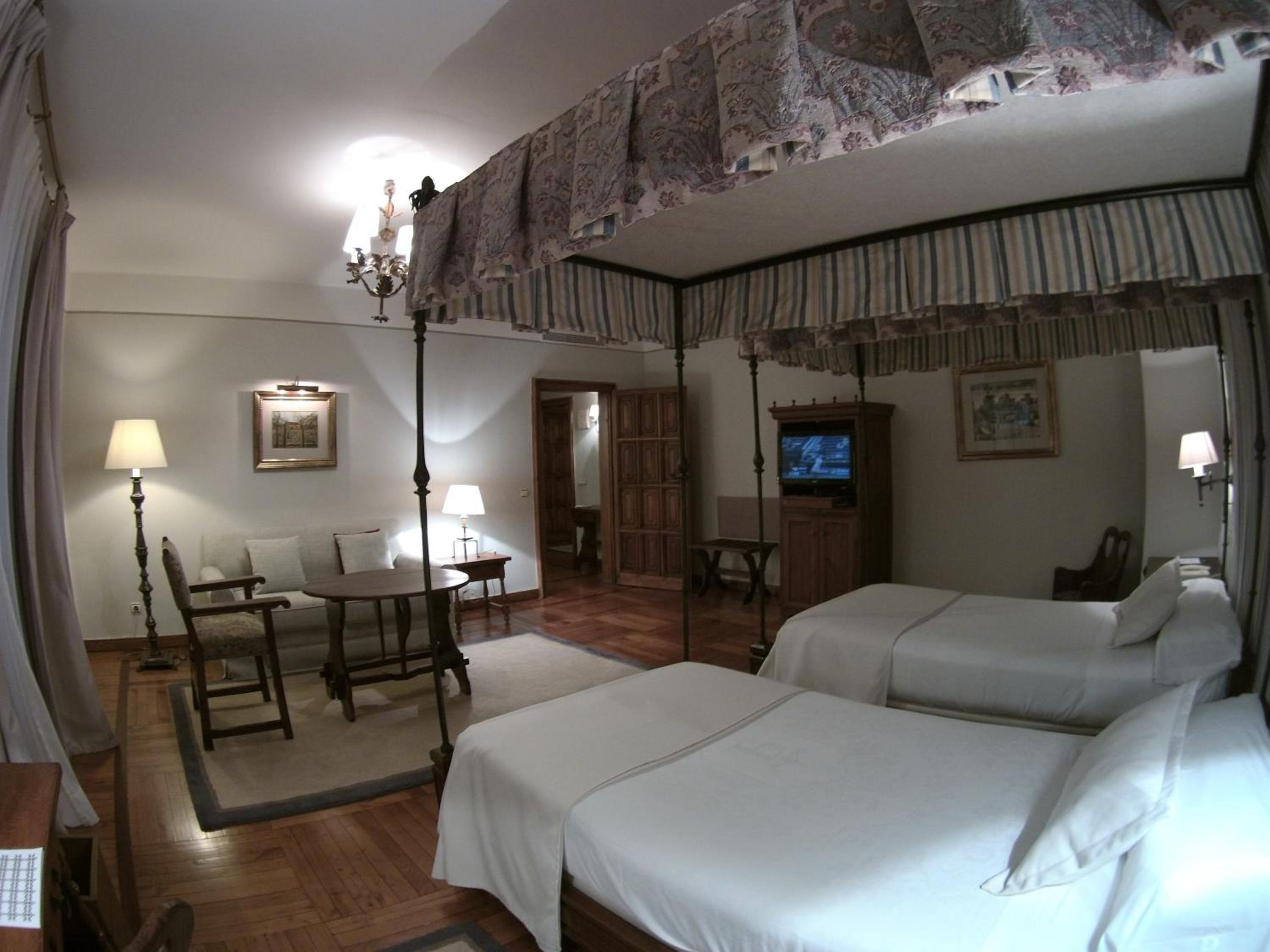 Superior Double Room - Photo 4