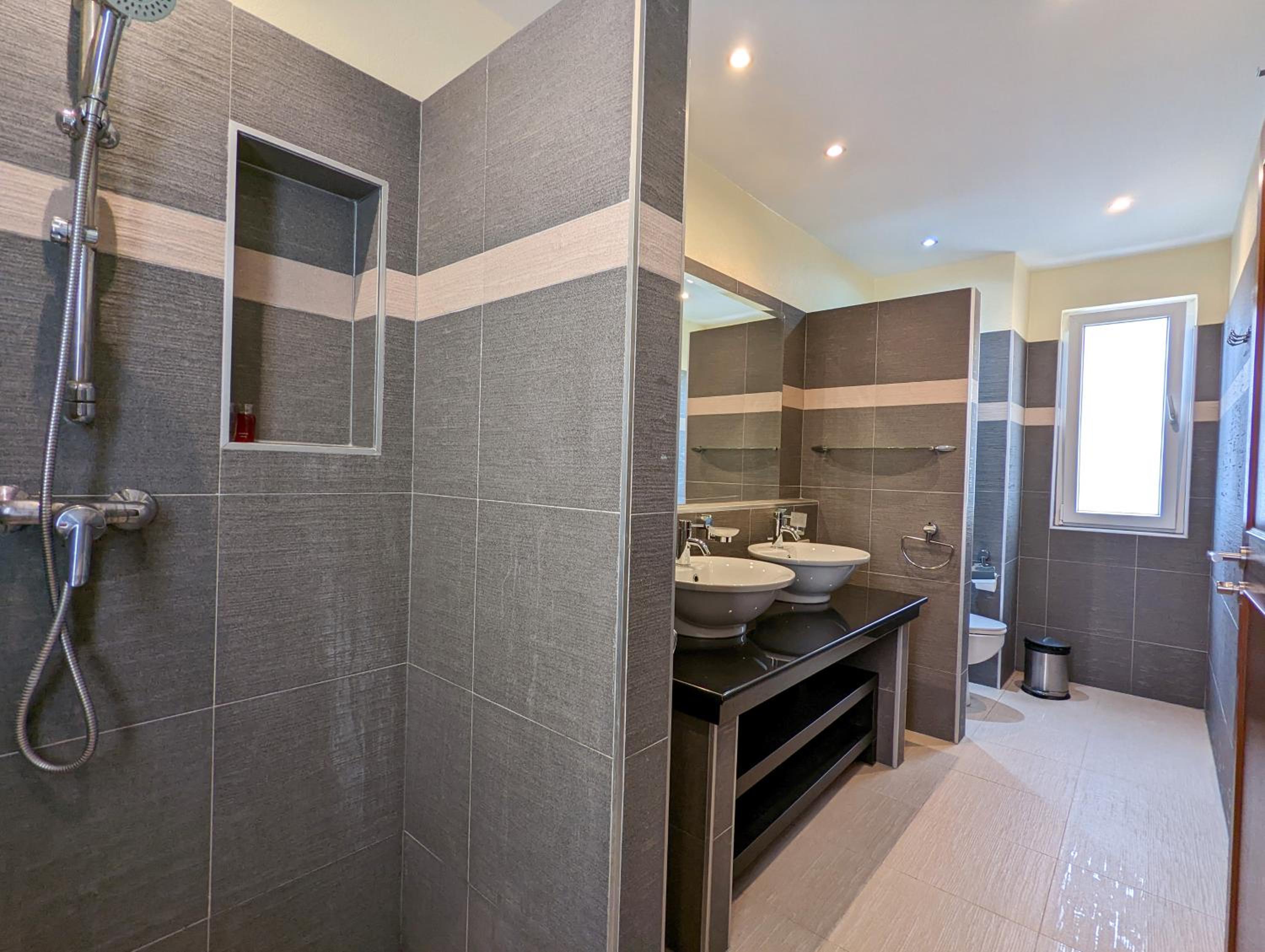 Two-Bedroom Villa - Photo 13