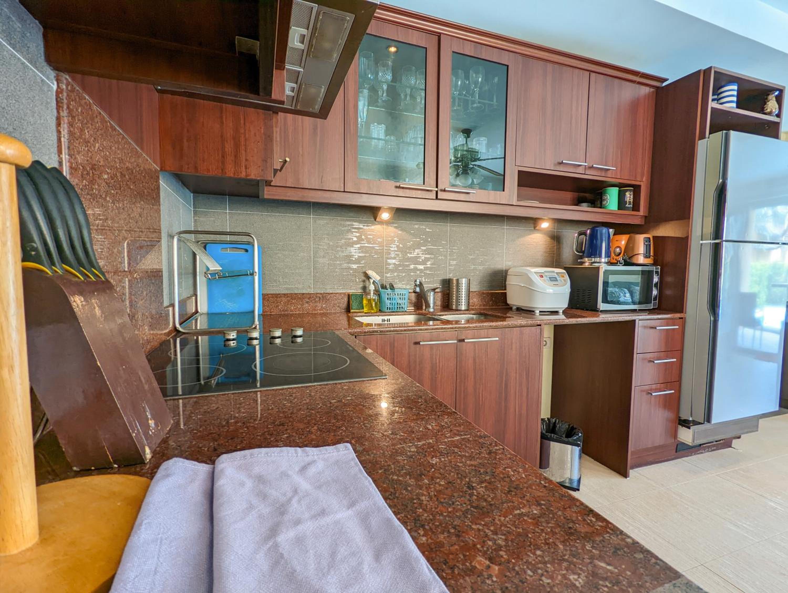 Two-Bedroom Villa - Photo 9
