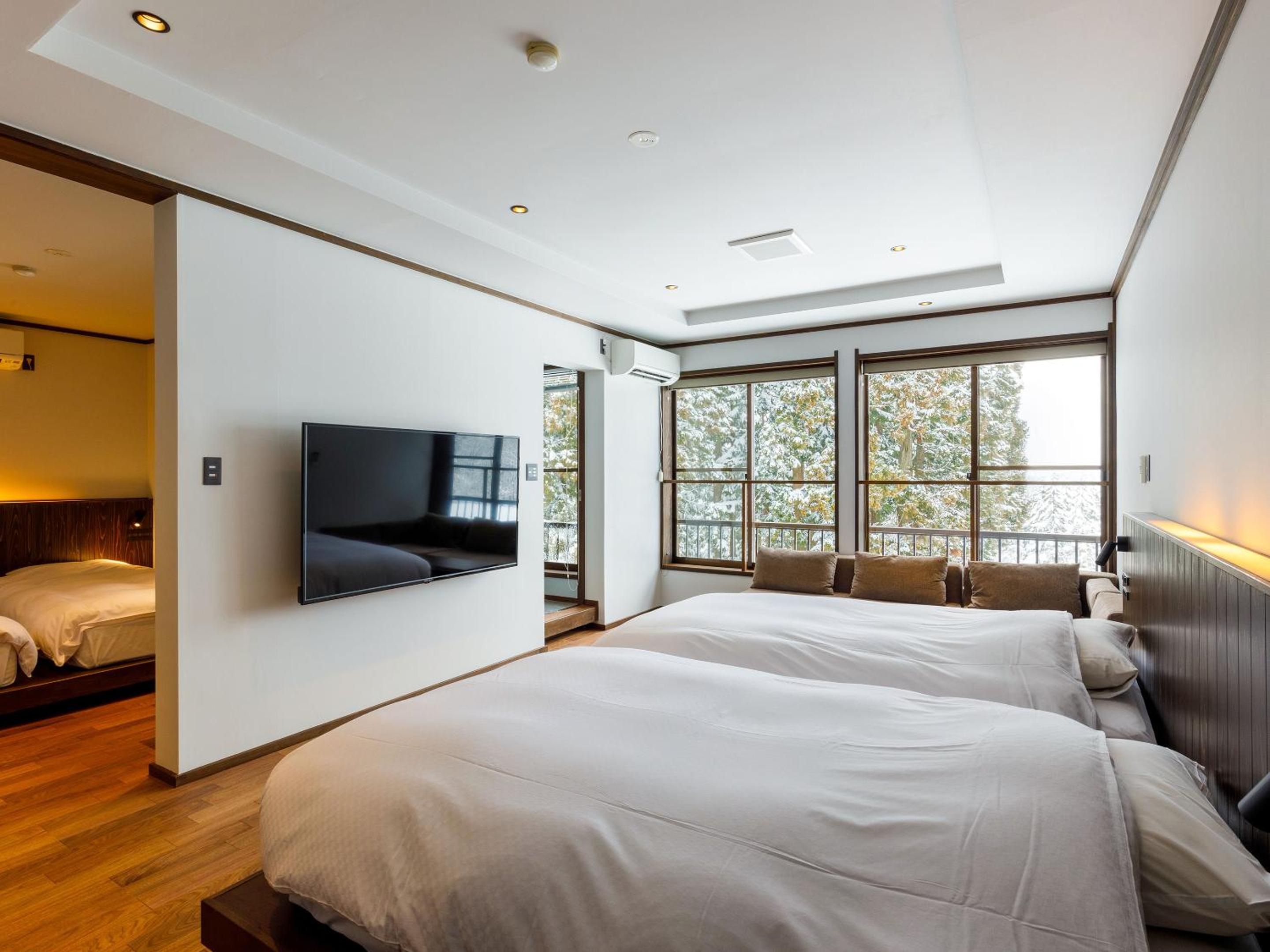 Superior Quadruple Room photo 1