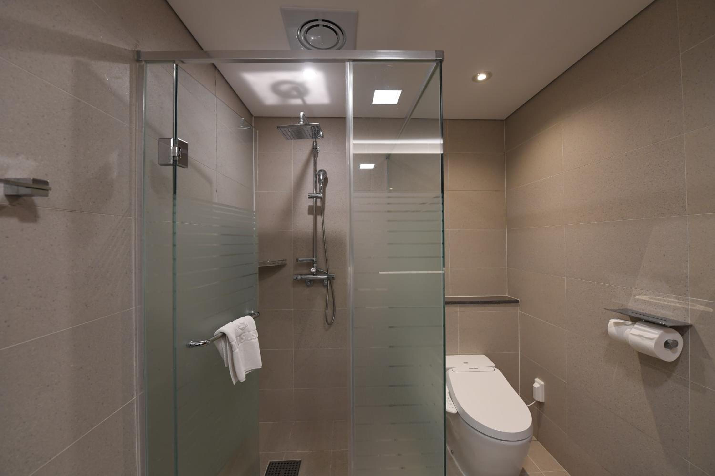 Business Pakage - Junior Suite Double Room With Mountain Veiw - Breakfast And Fintess Enterance For 1 Person photo 2