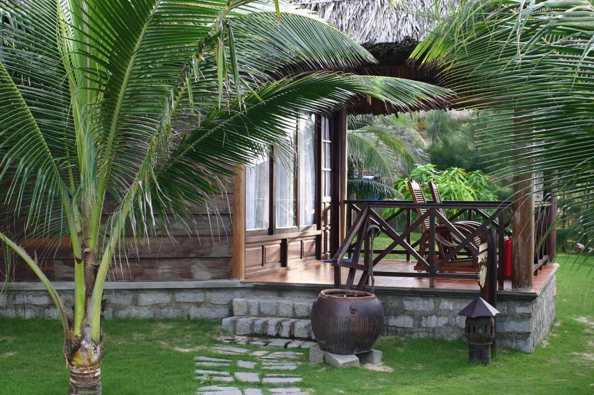 Bungalow - Beach Front photo 2
