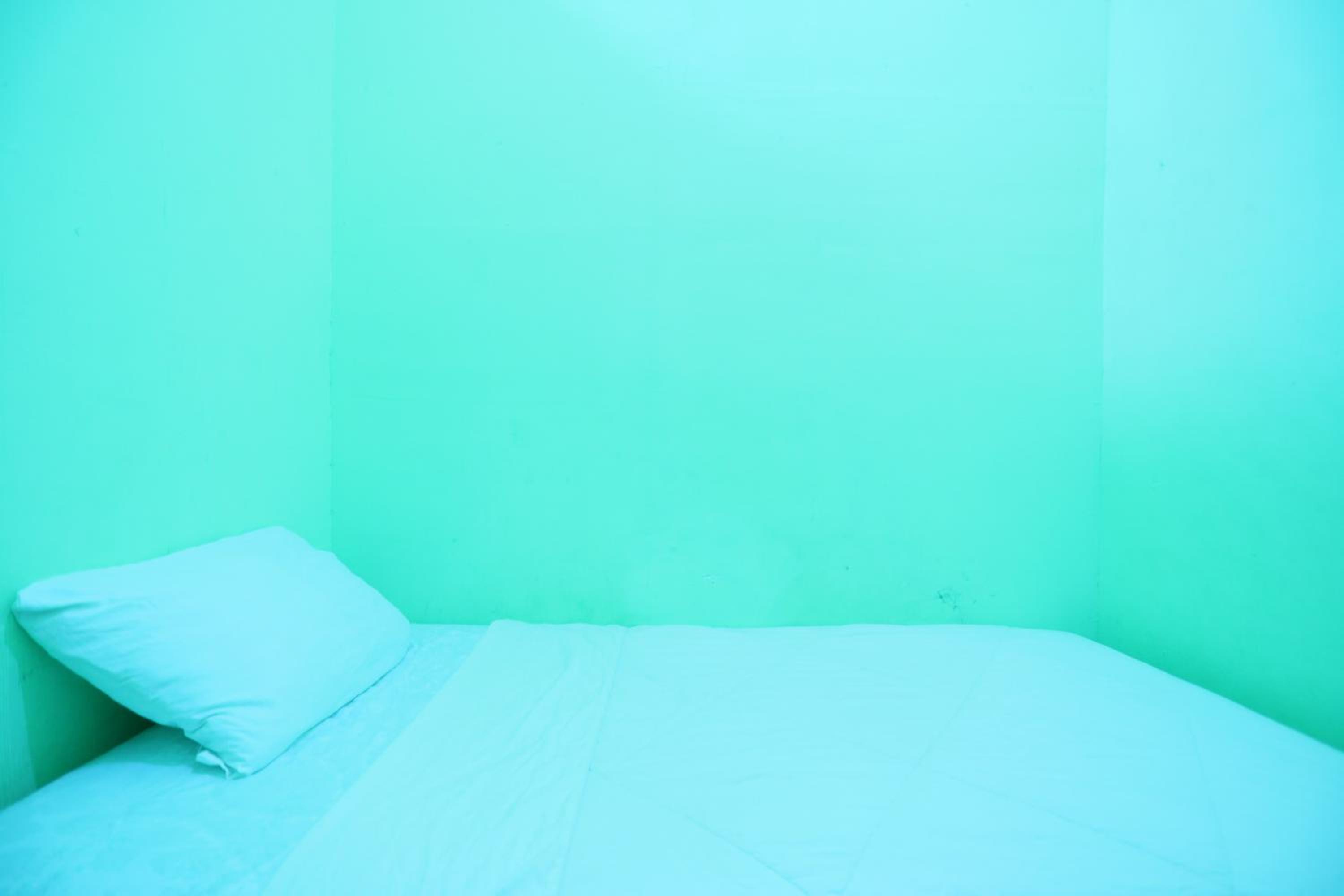 Small Single Room photo 3
