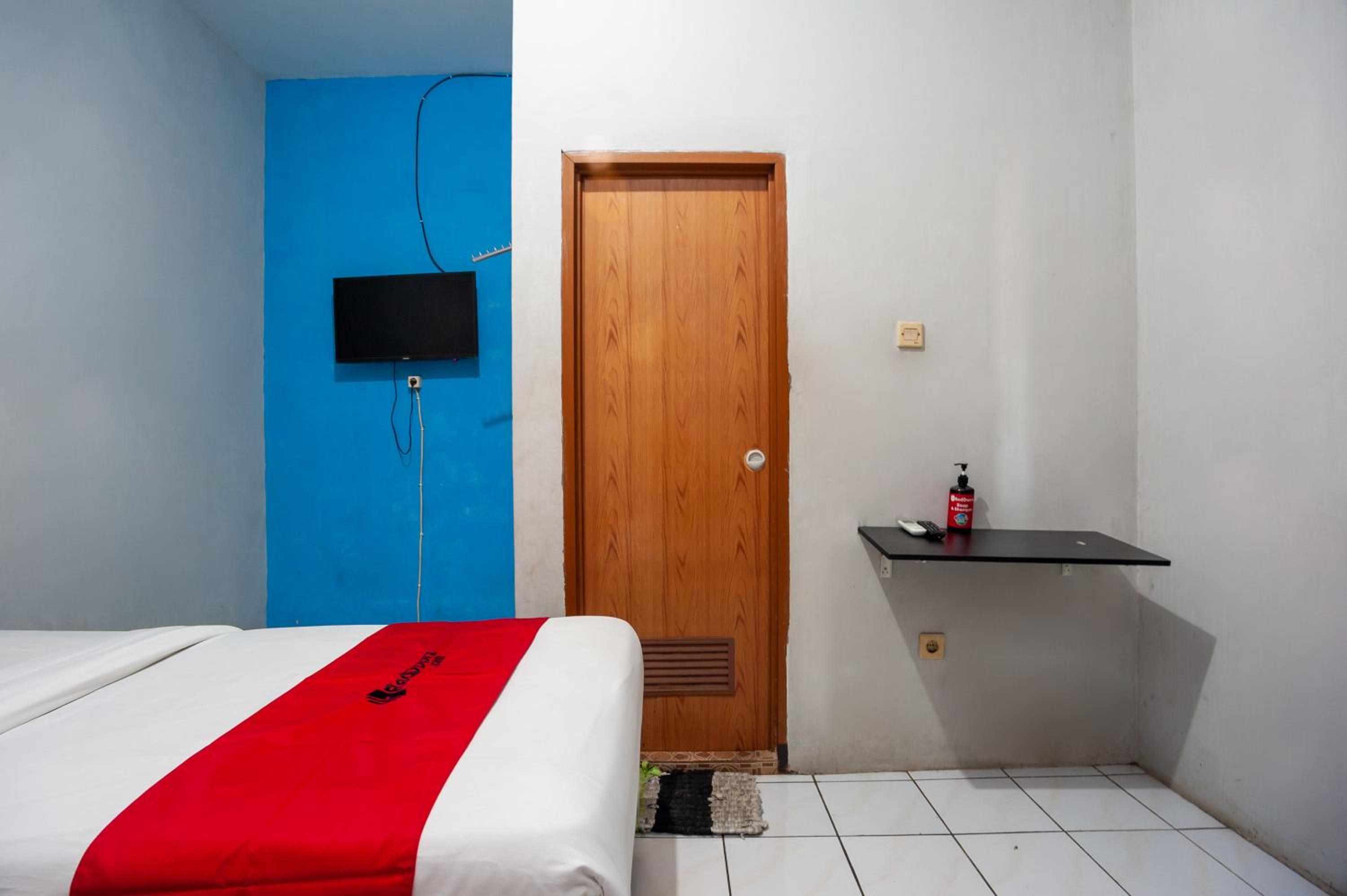Twin Room - Photo 4