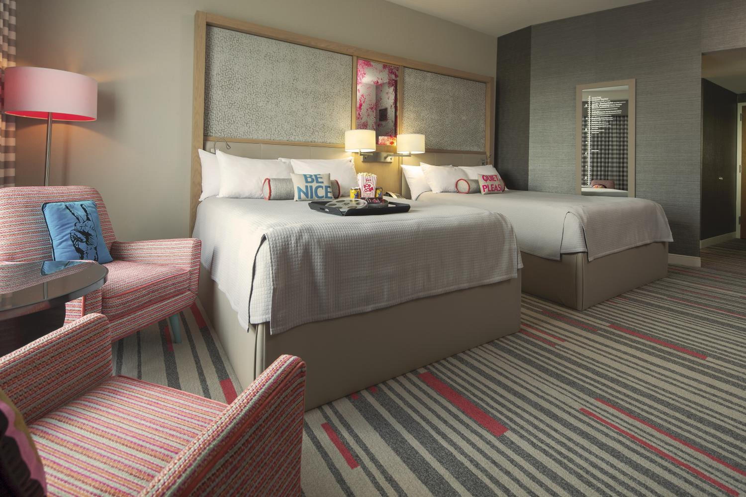 Garden View Room (Includes FREE^ Universal Express Unlimited)