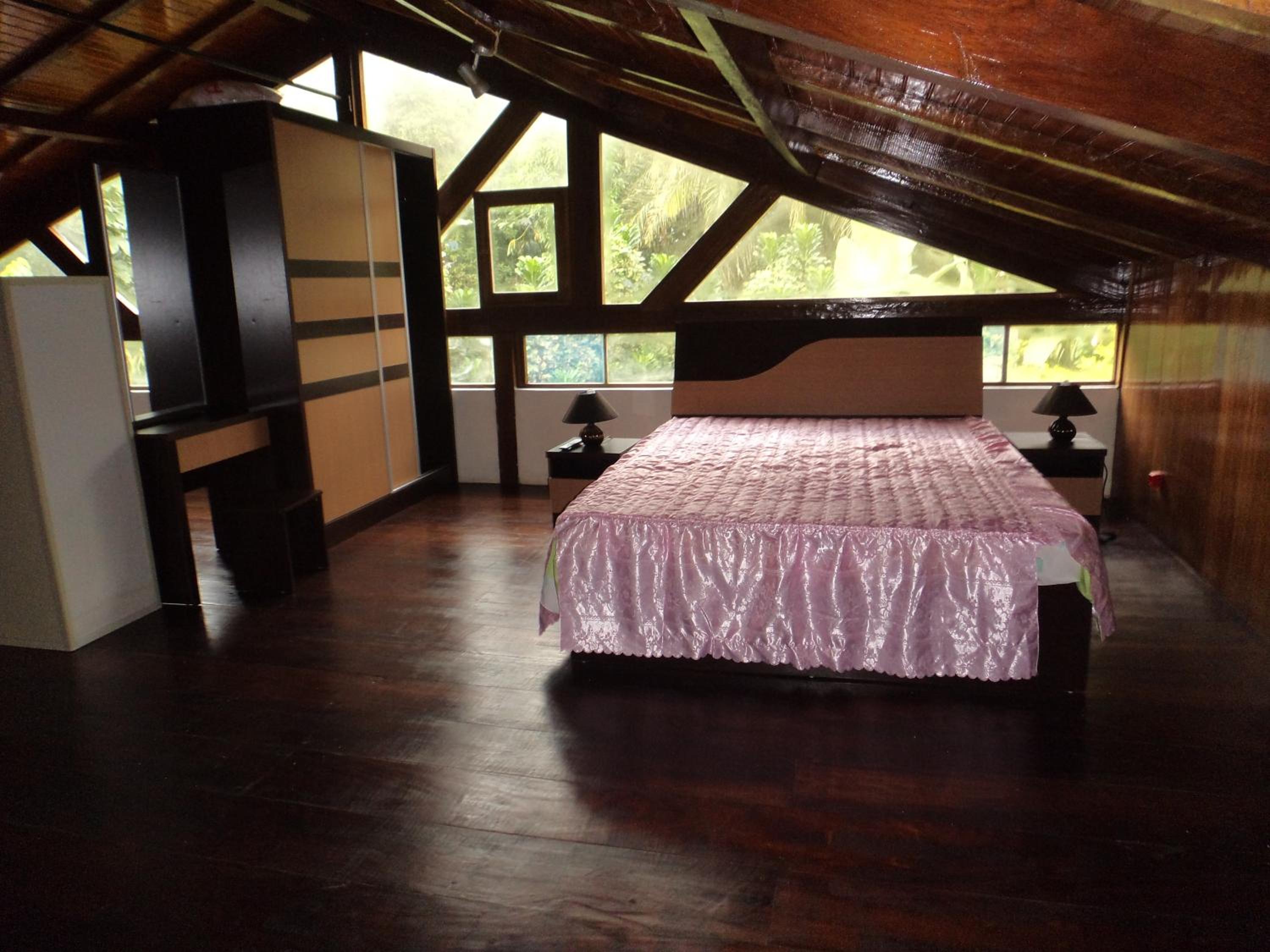 Bed In 4-Bed Dormitory Room photo 1