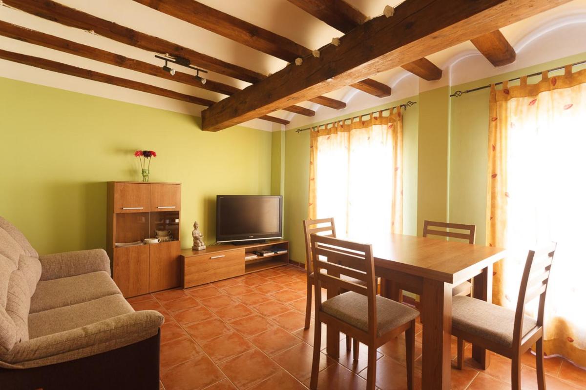 Apartamento con Balcón