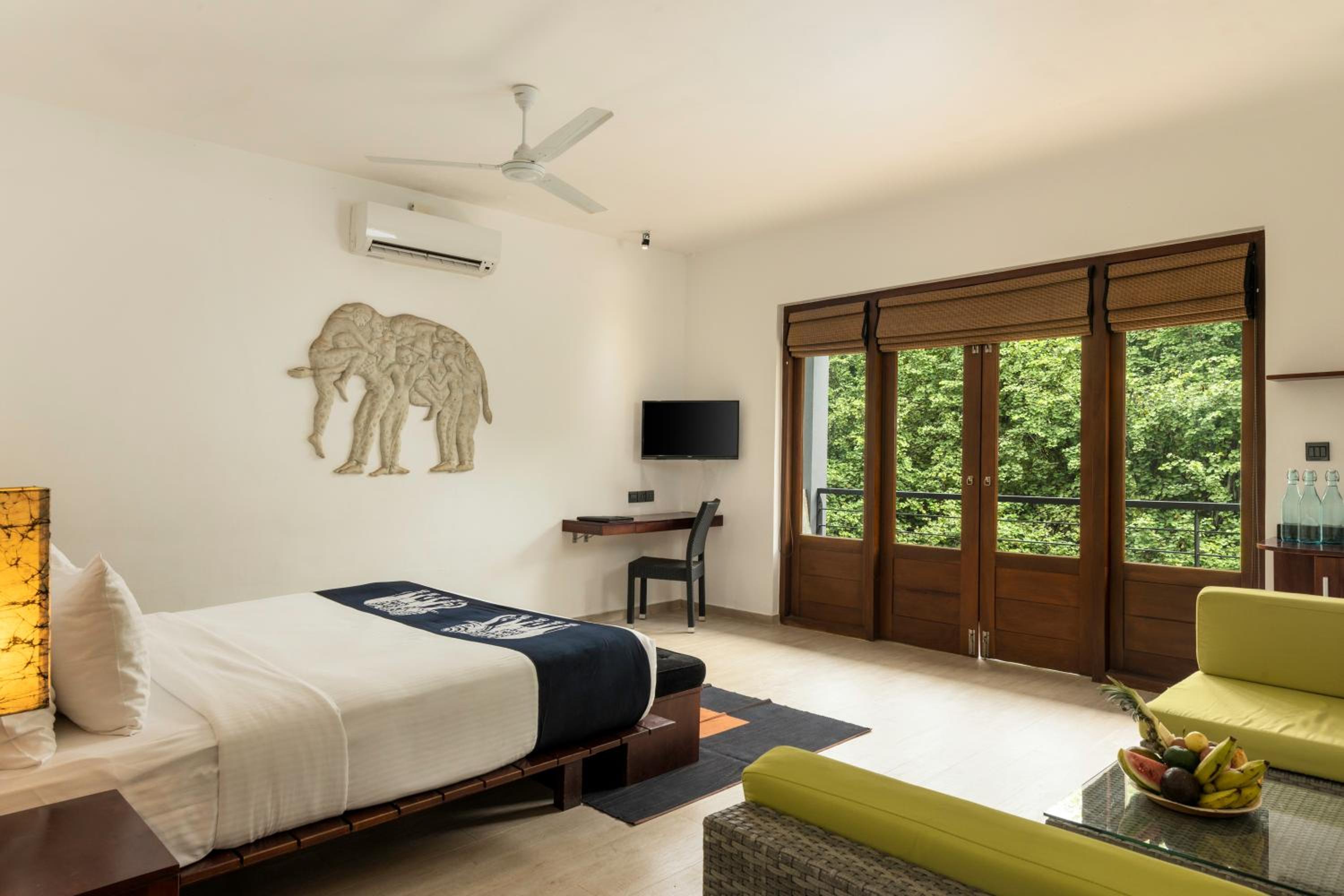 Deluxe Room Including cup of tea/coffee overlooking Sigiriya and Pidurangala Rock, a hands-on pottery making experience. with paper recycling factory tour