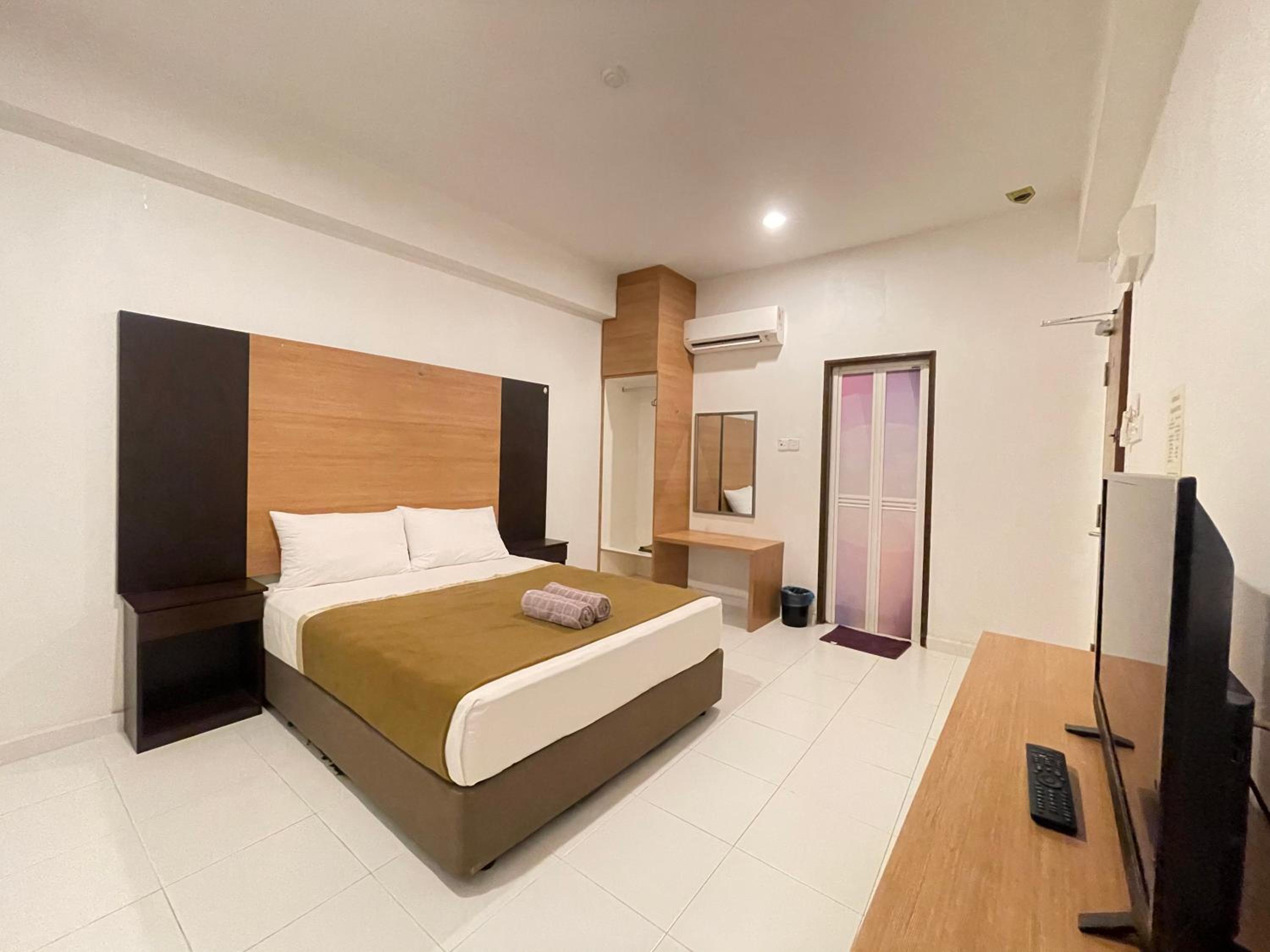 Standard Double Room - Photo 3