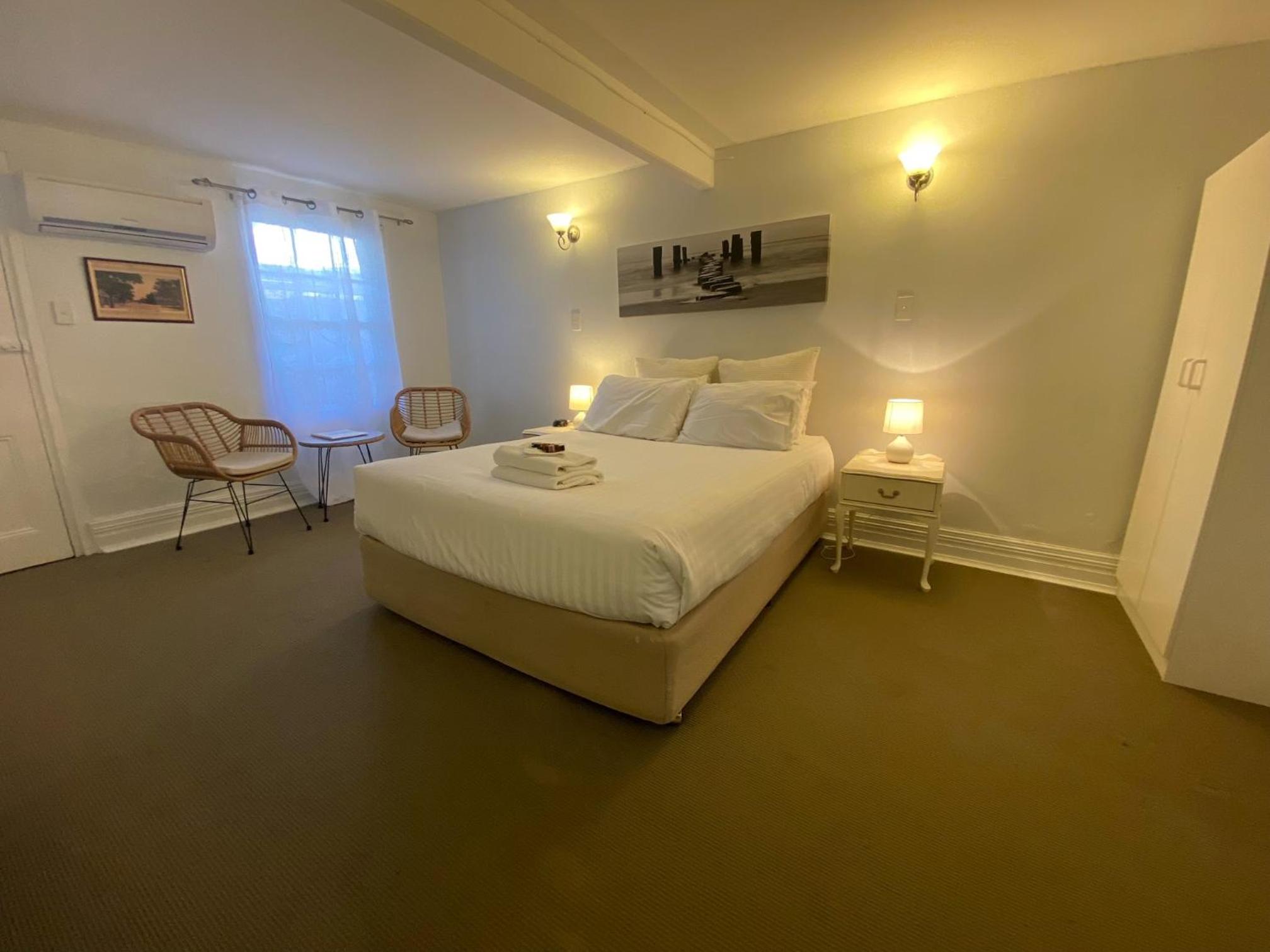 King Suite photo 2