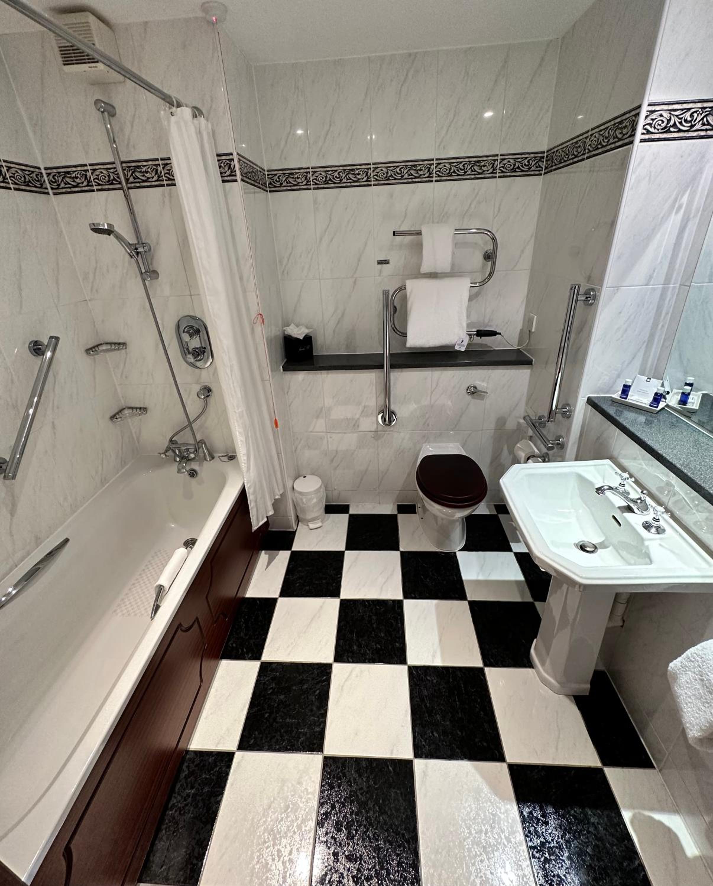 Double Room - Disability Access - Photo 2