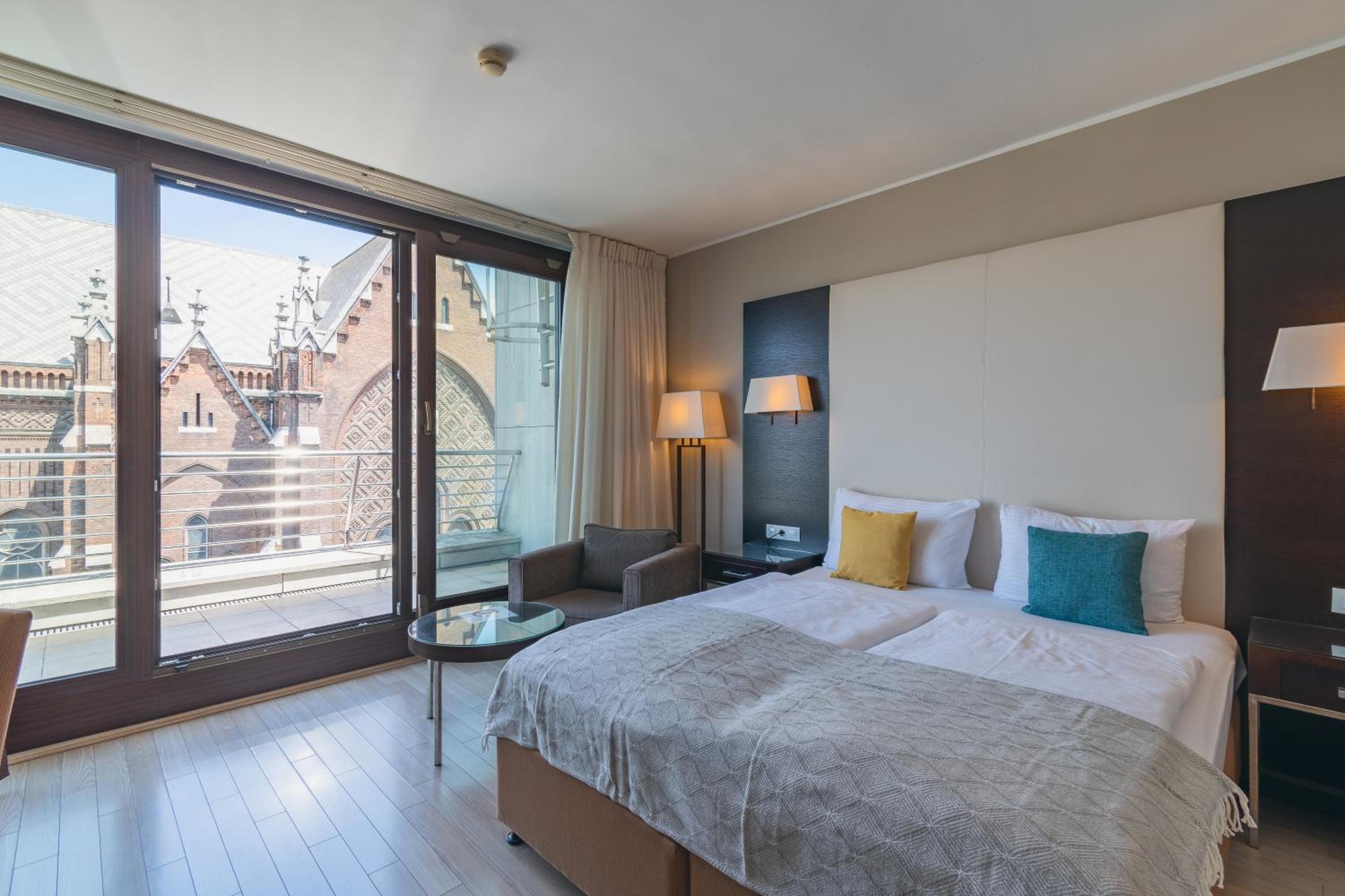 Deluxe Double Room with Balcony photo 1