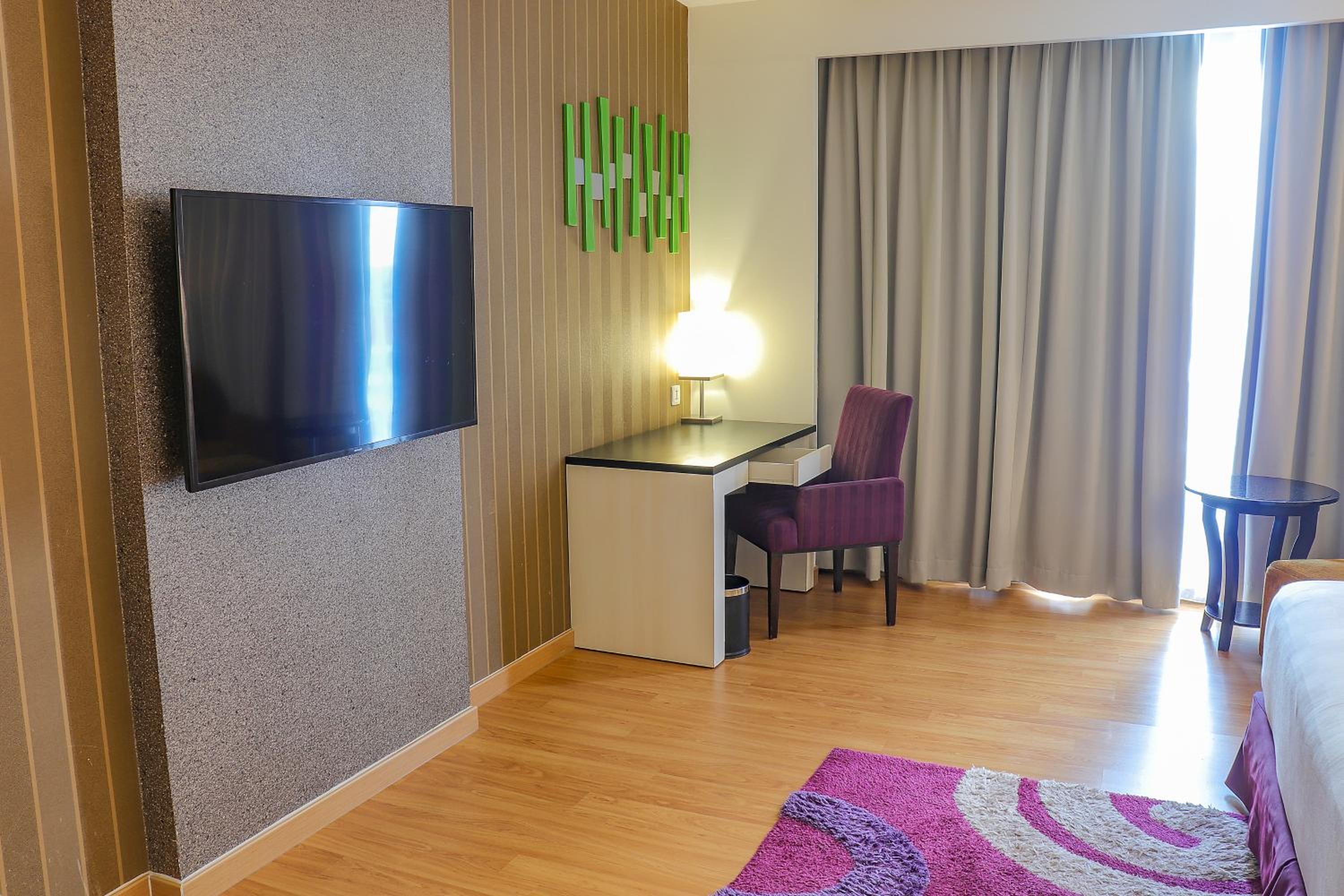 Deluxe Double Room with Bath photo 3