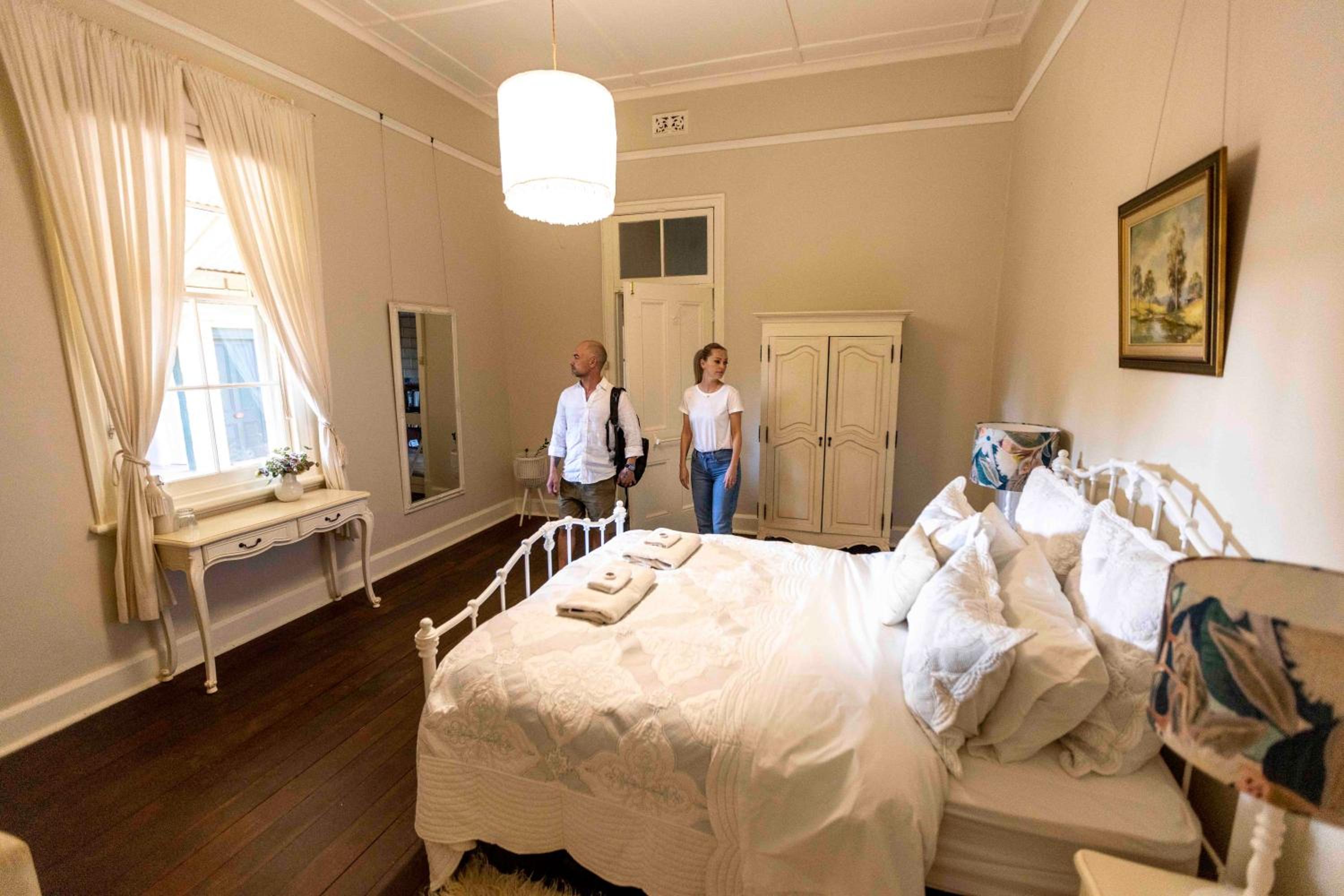 Homestead Queen Room photo 2