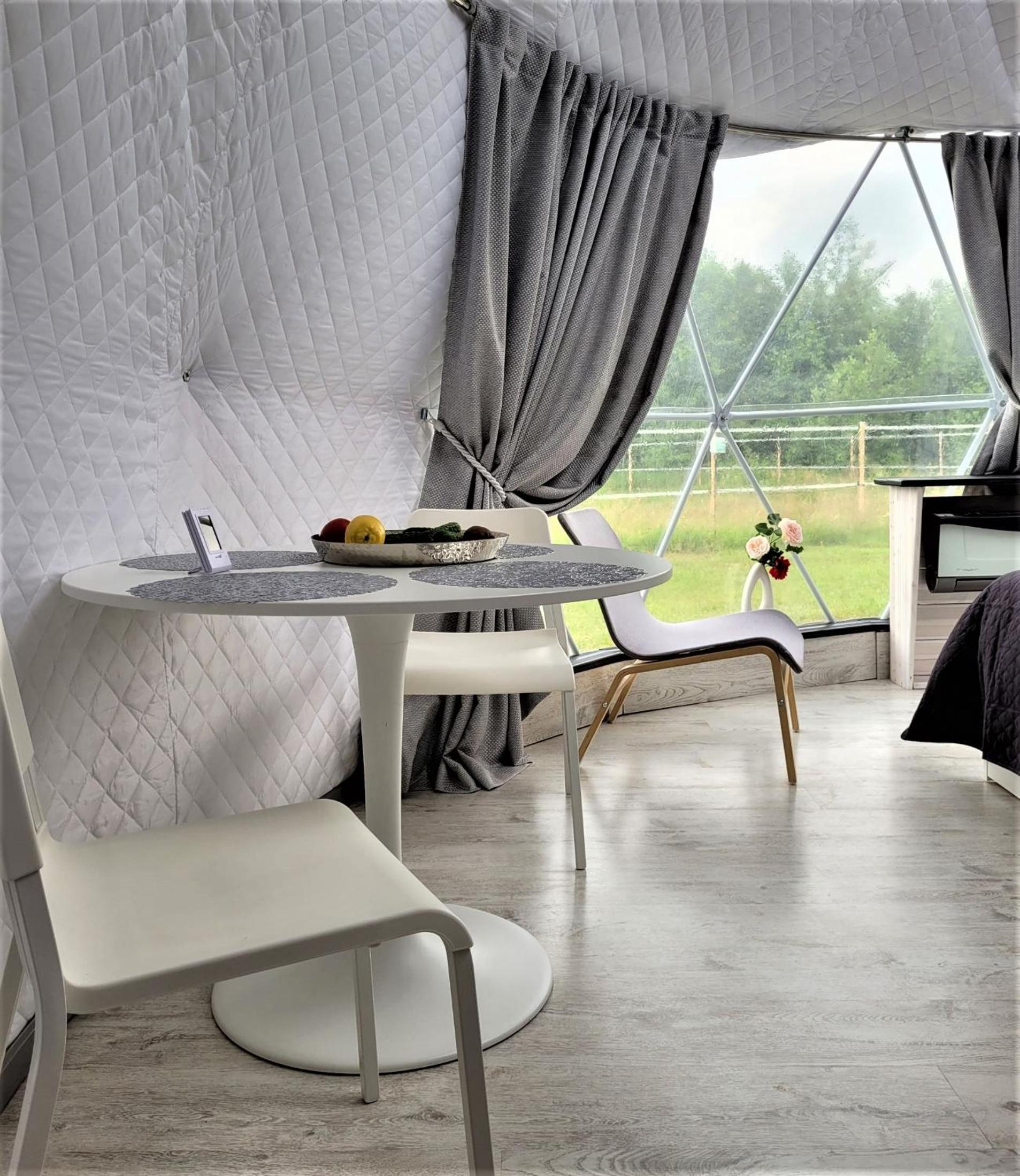 Tent - Photo 16