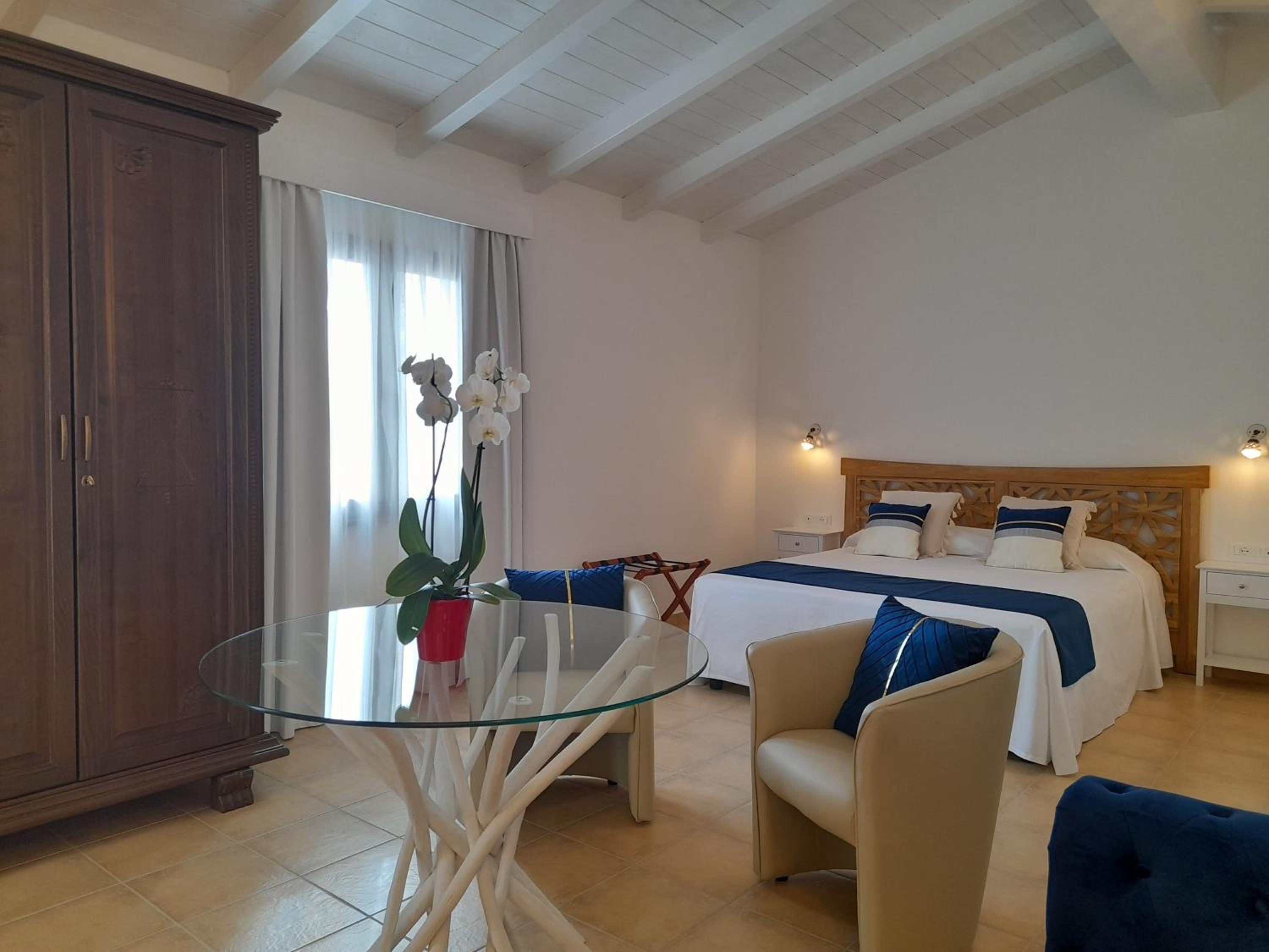  Deluxe Double Room with Terrace - Photo 13