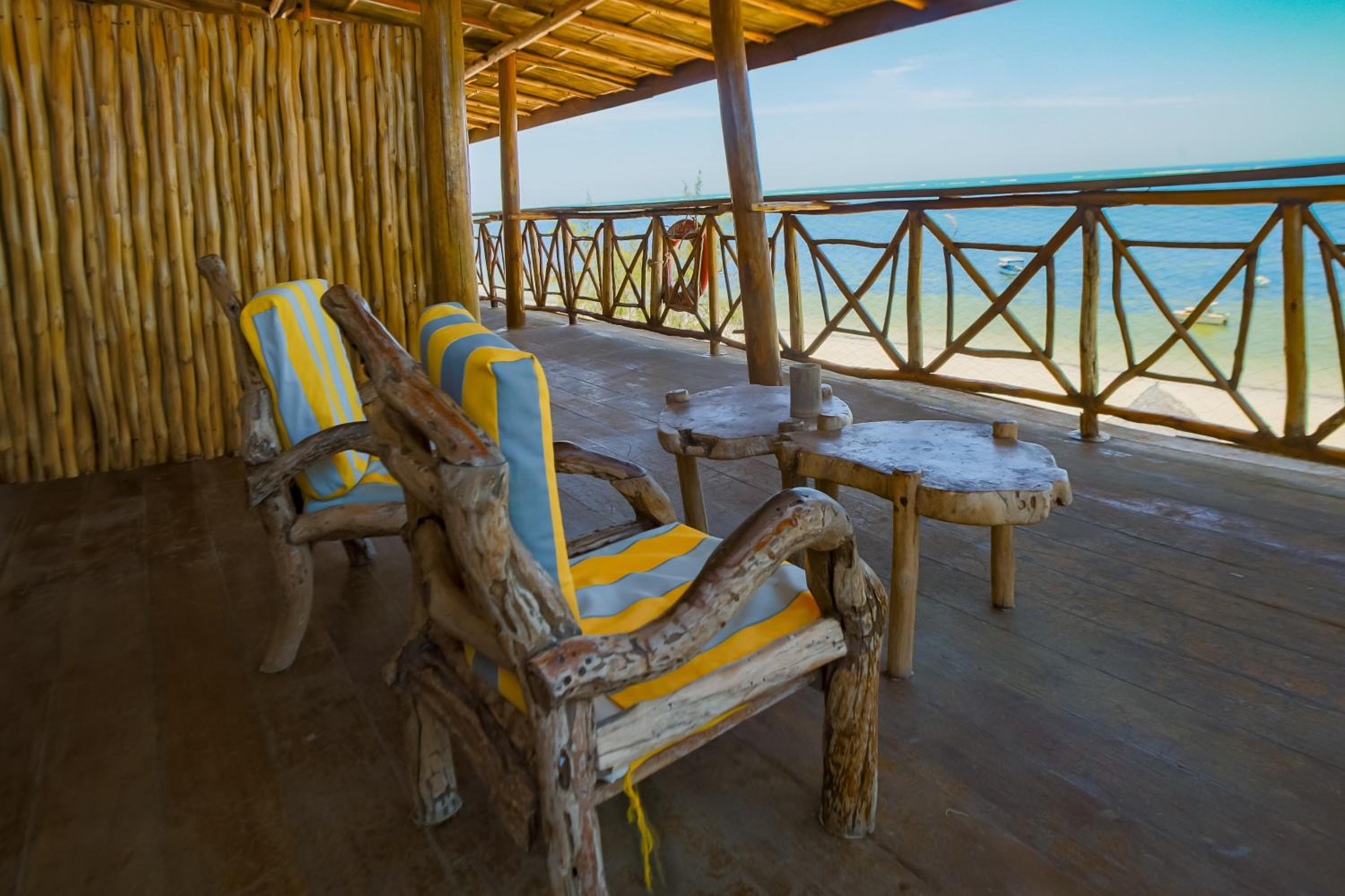 Twin Room with Sea View - Photo 8