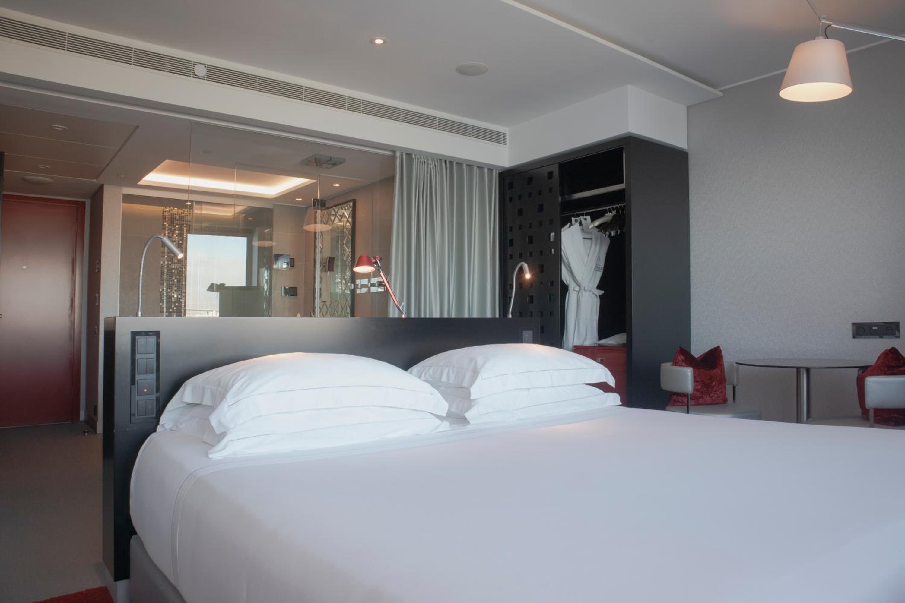Superior Double Room photo 2
