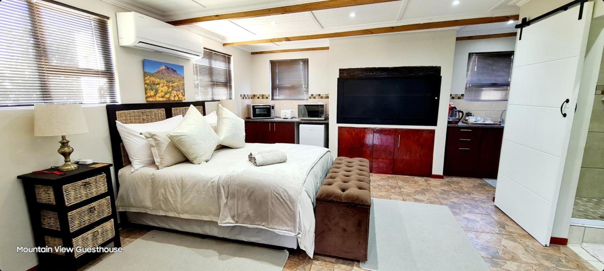 Suite with Garden View photo 1