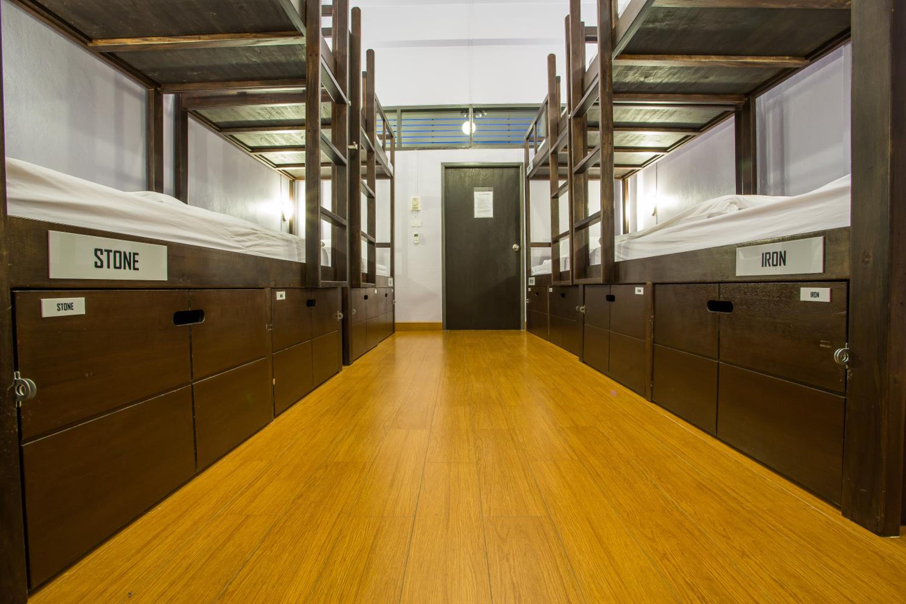 Bed in 8-Bed Mixed Dormitory Room photo 2