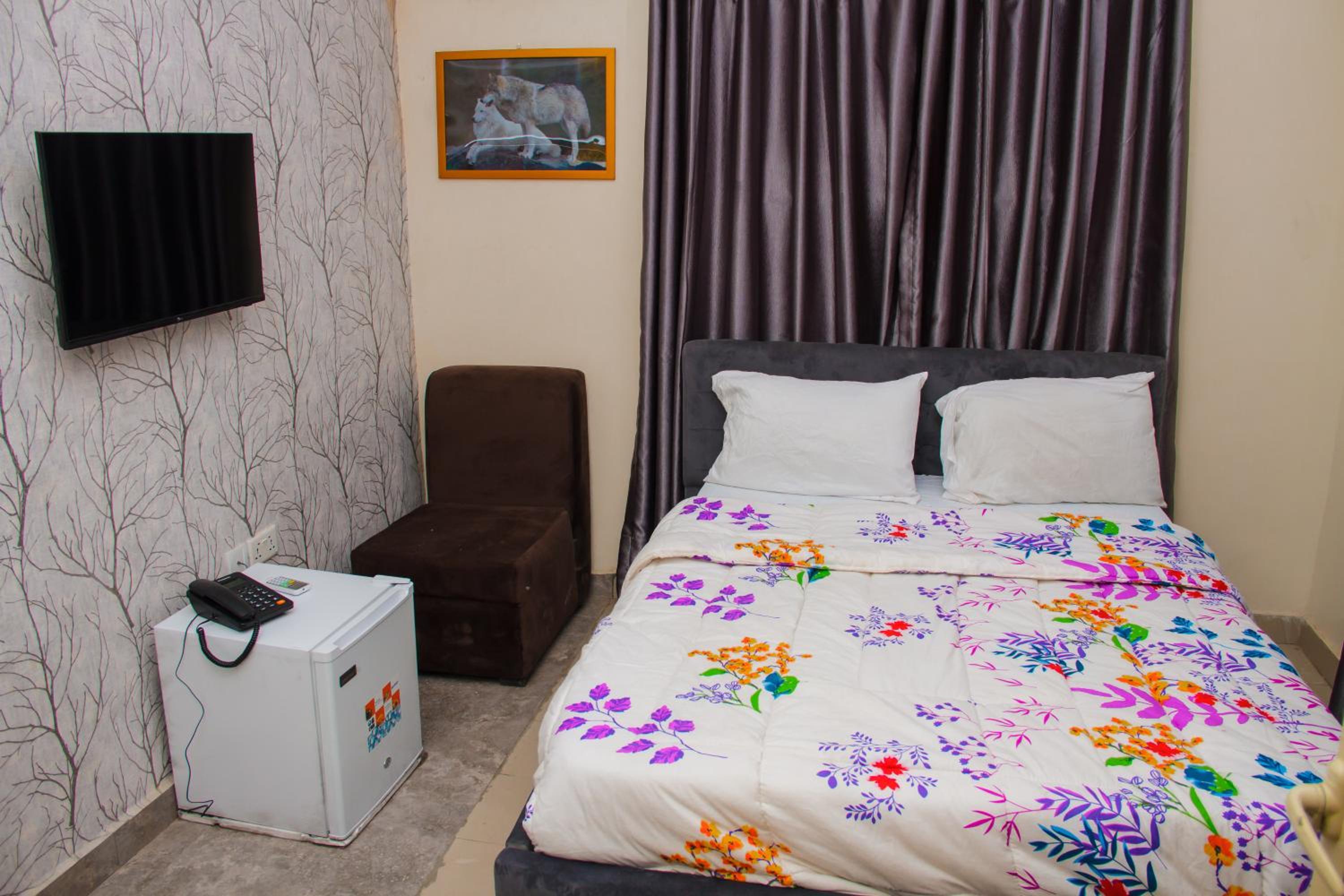 Standard Double Room photo 2