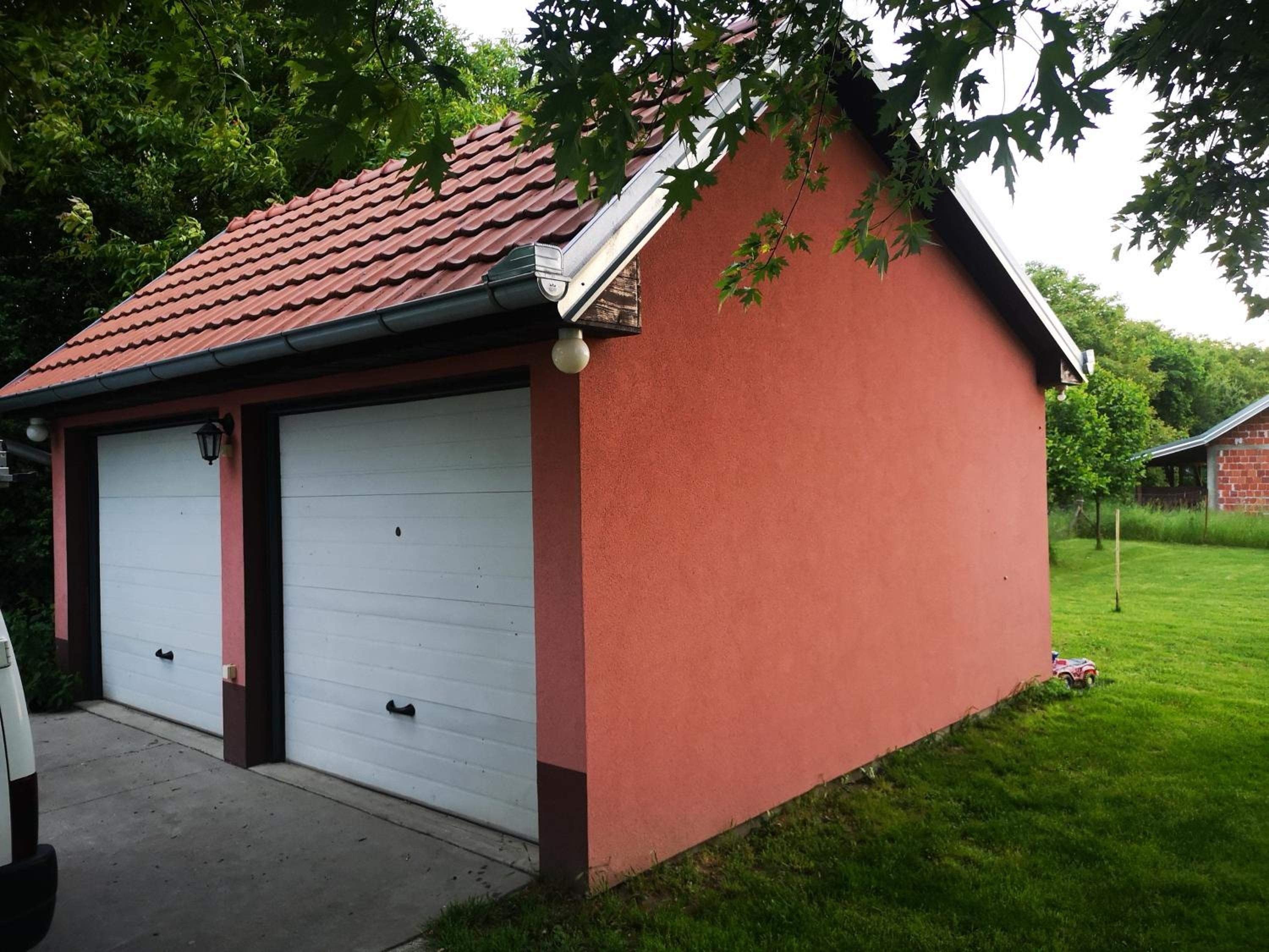 Two-Bedroom House photo 3