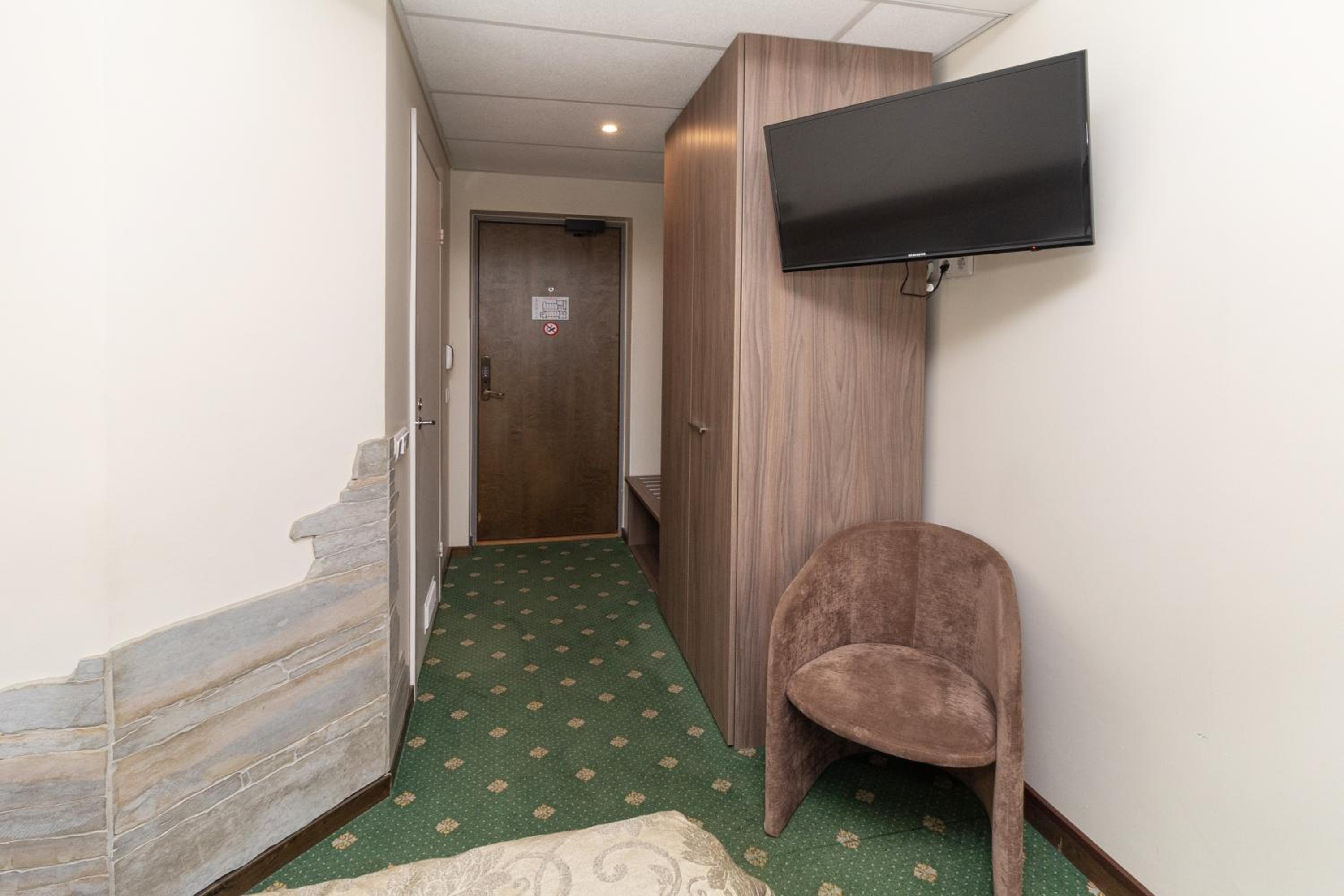 Standard Double Room - Photo 5