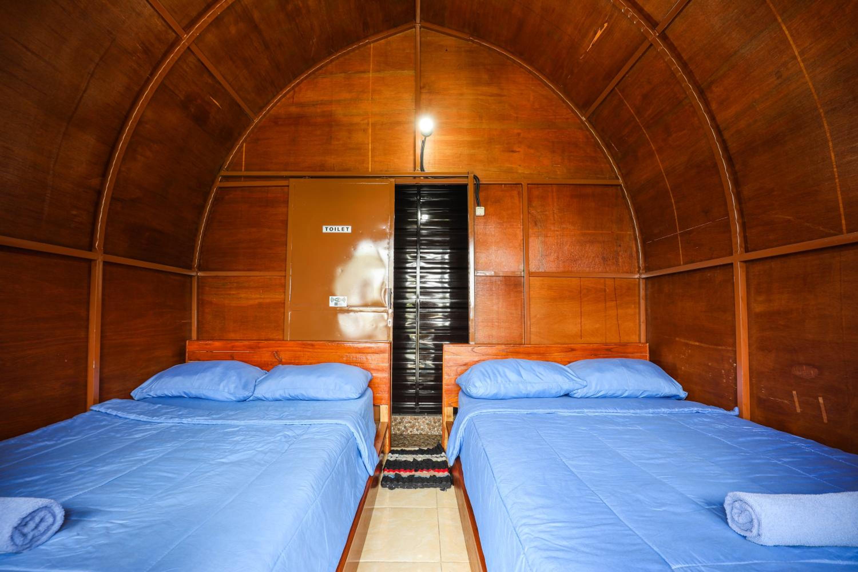 Glamping Twin Bed - Photo 9