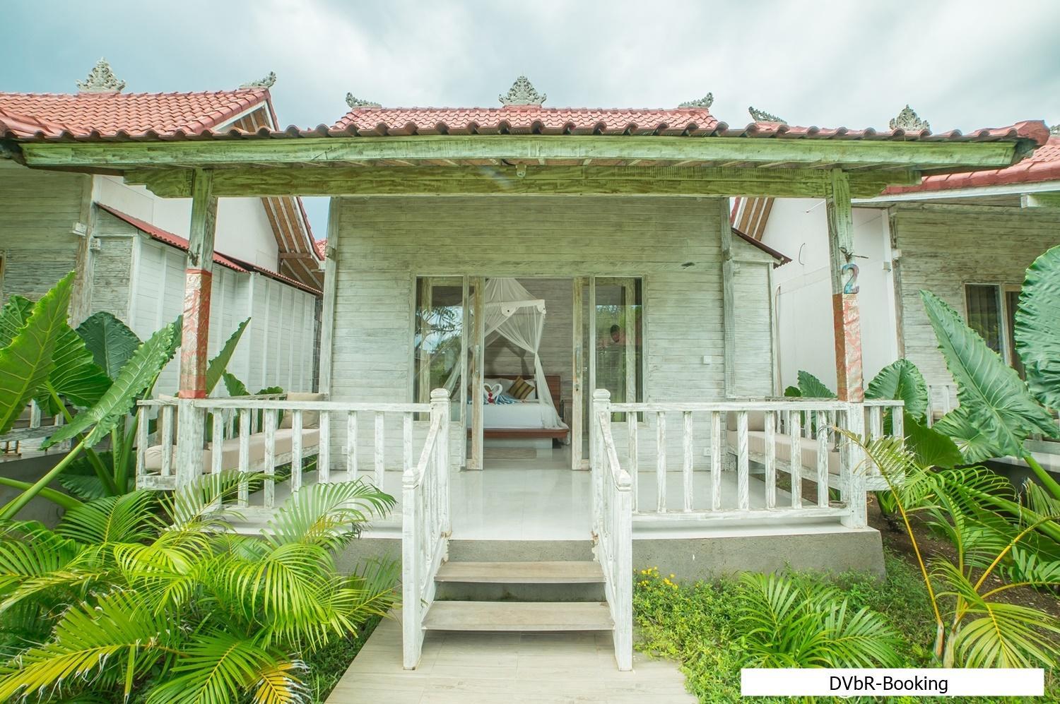 Deluxe Double Room with Balcony - Photo 2