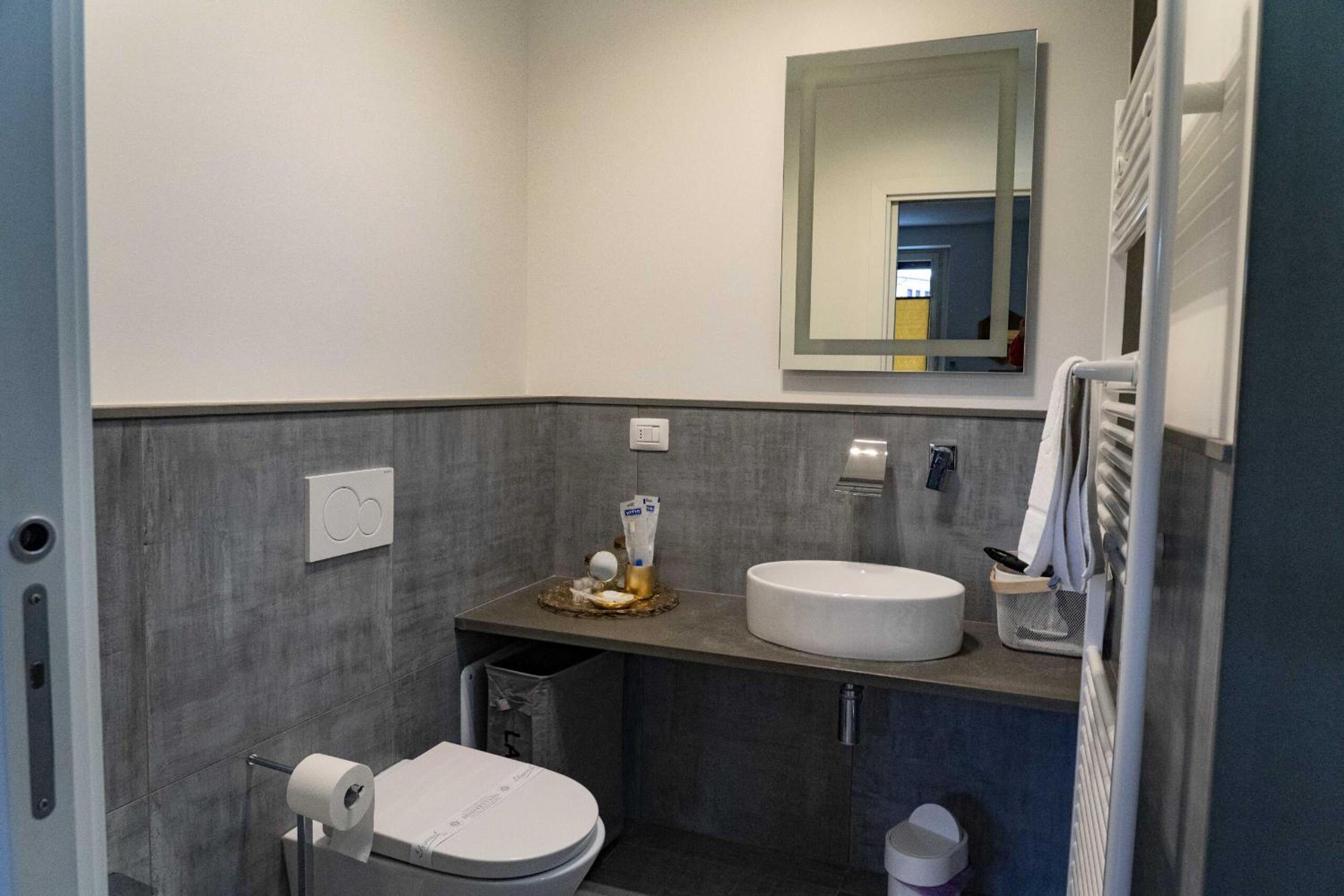Triple Room - Photo 12
