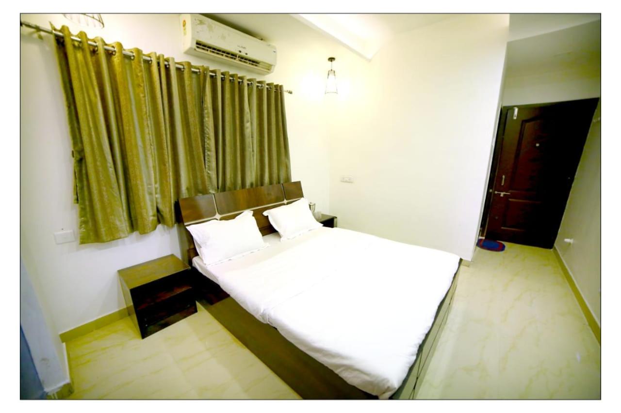 Deluxe Room - Photo 3