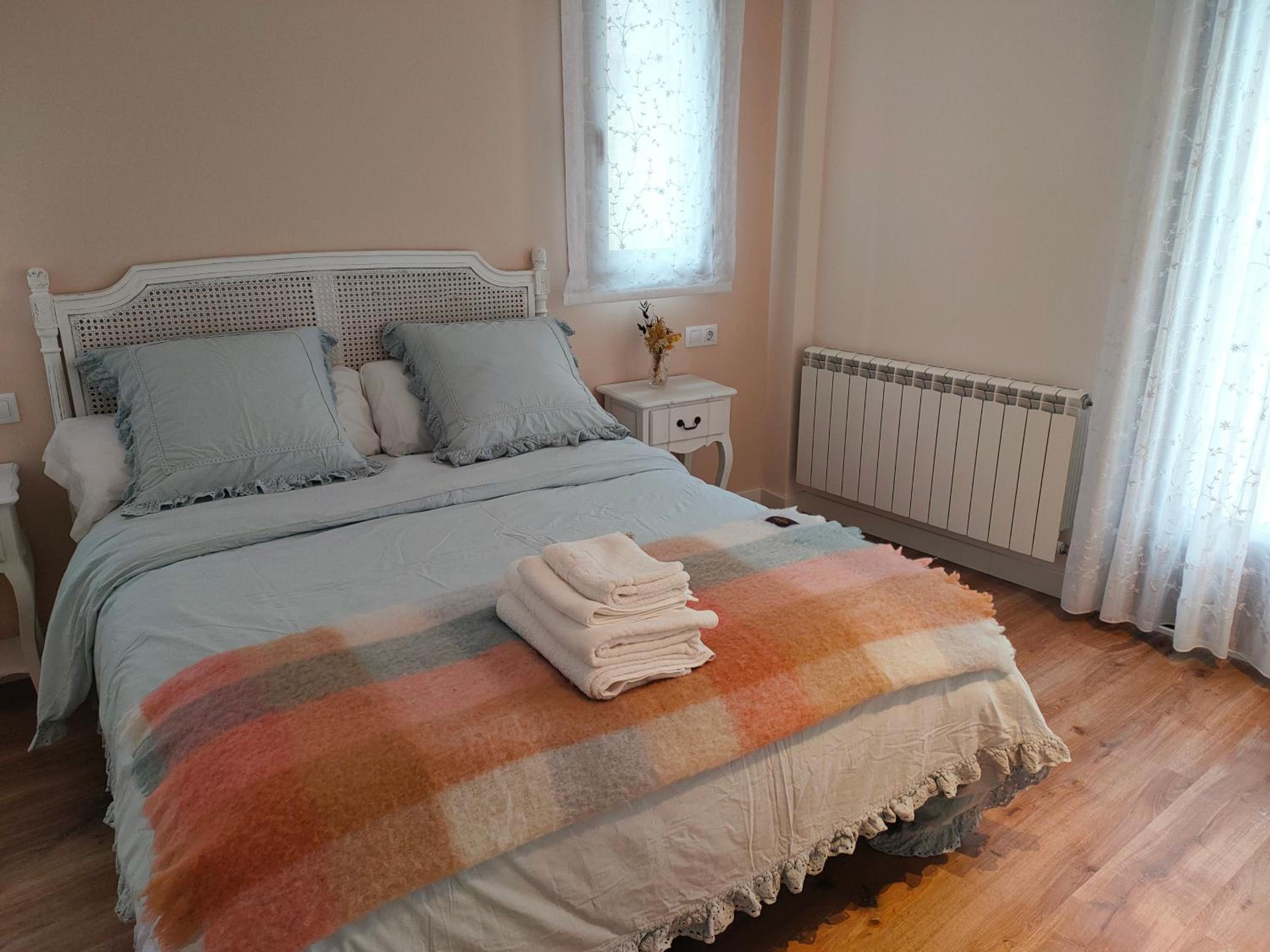 Apartamento con Balcón
