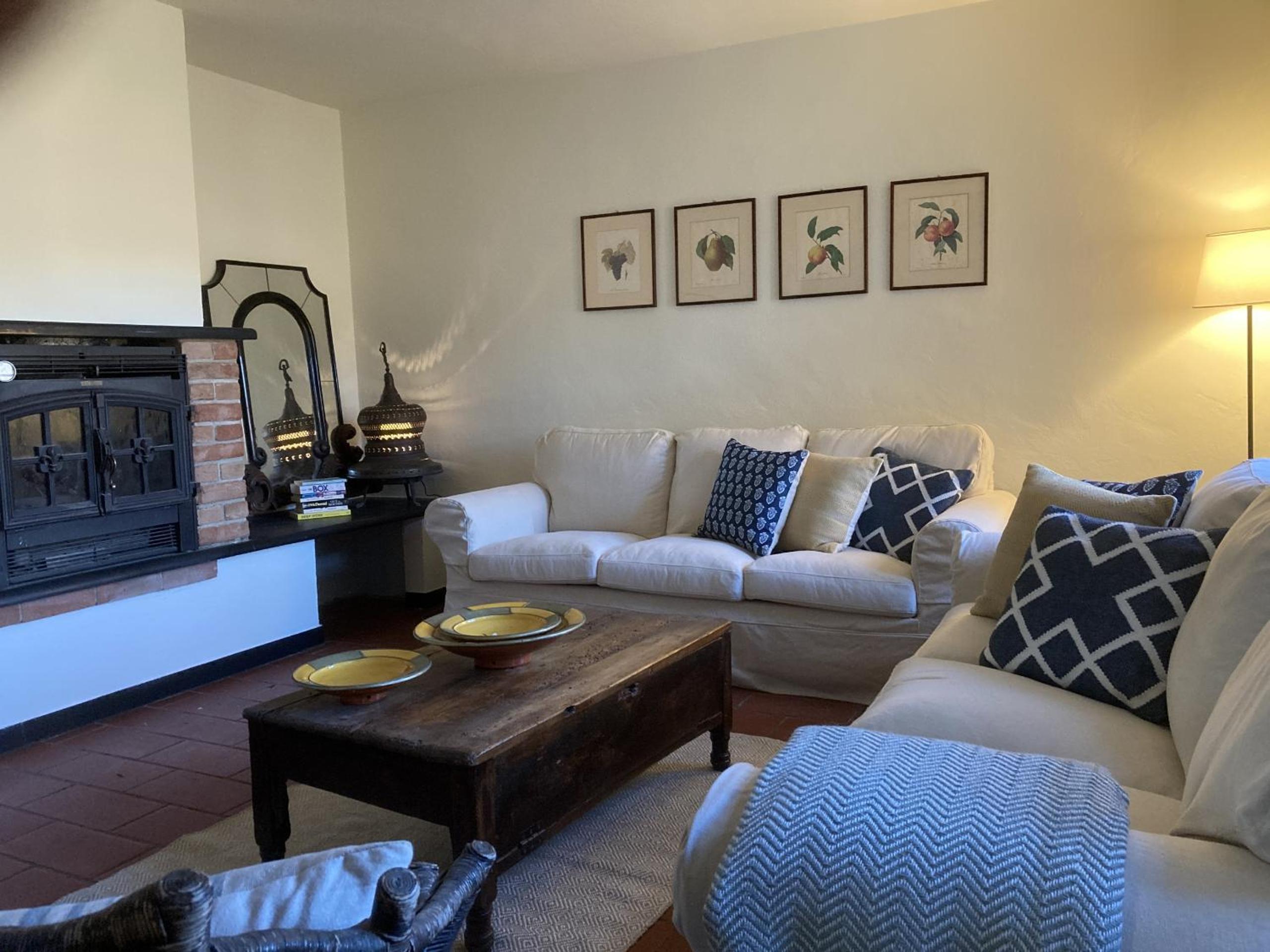 Four-Bedroom House photo 1