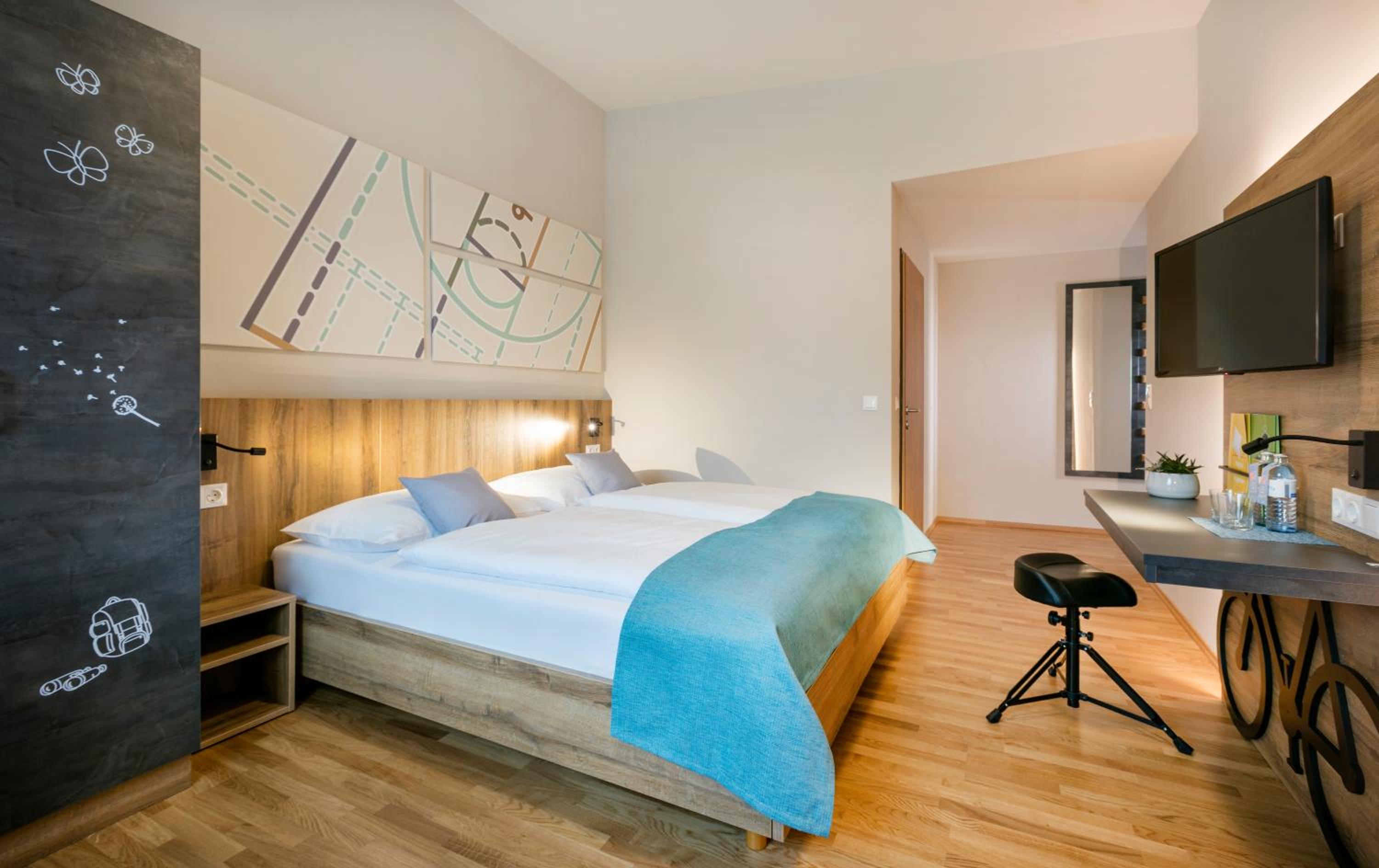 Double or Twin Room photo 3