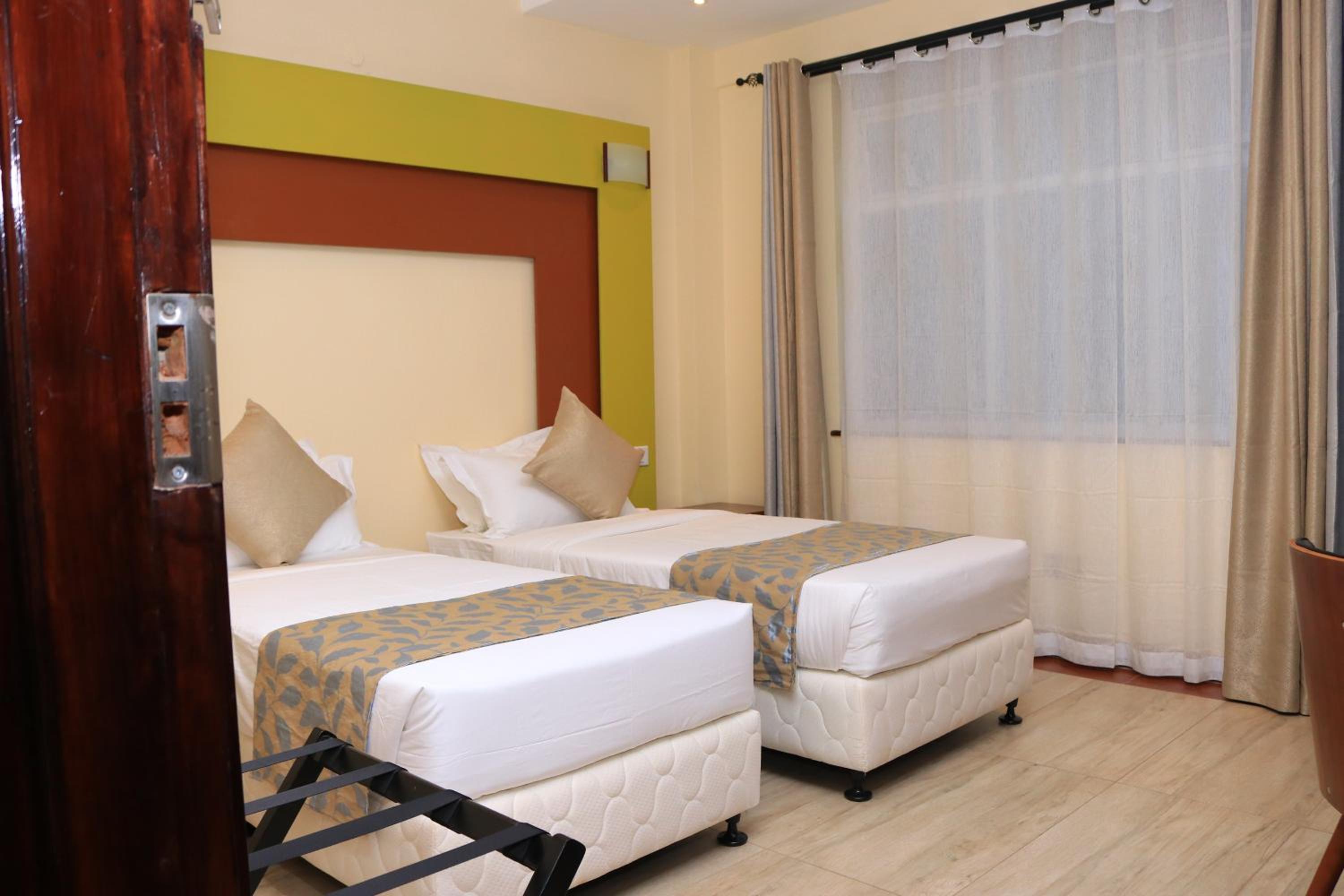Deluxe Double Room photo 2
