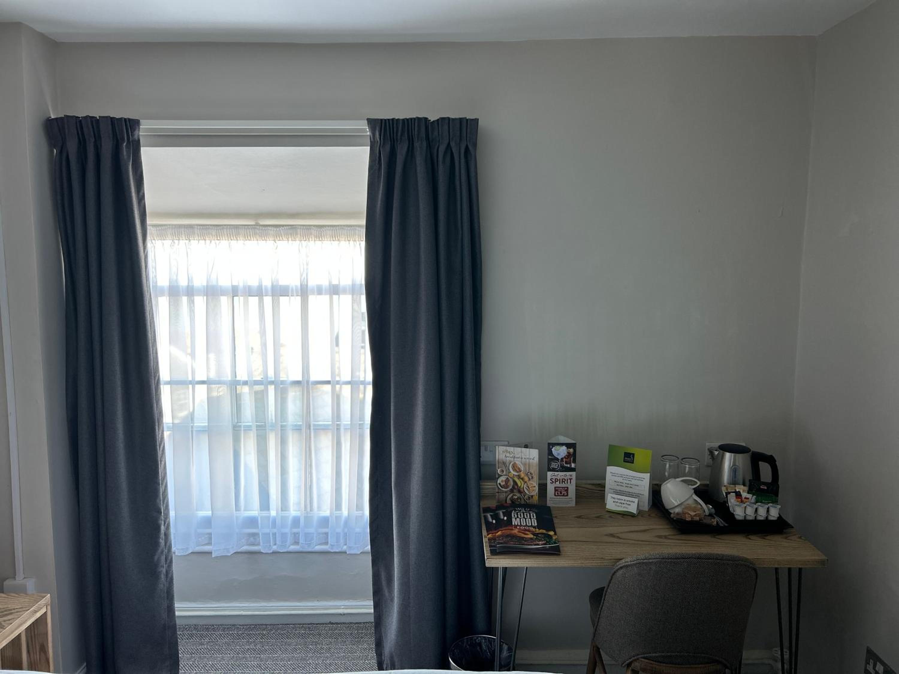 Double Room - Photo 2