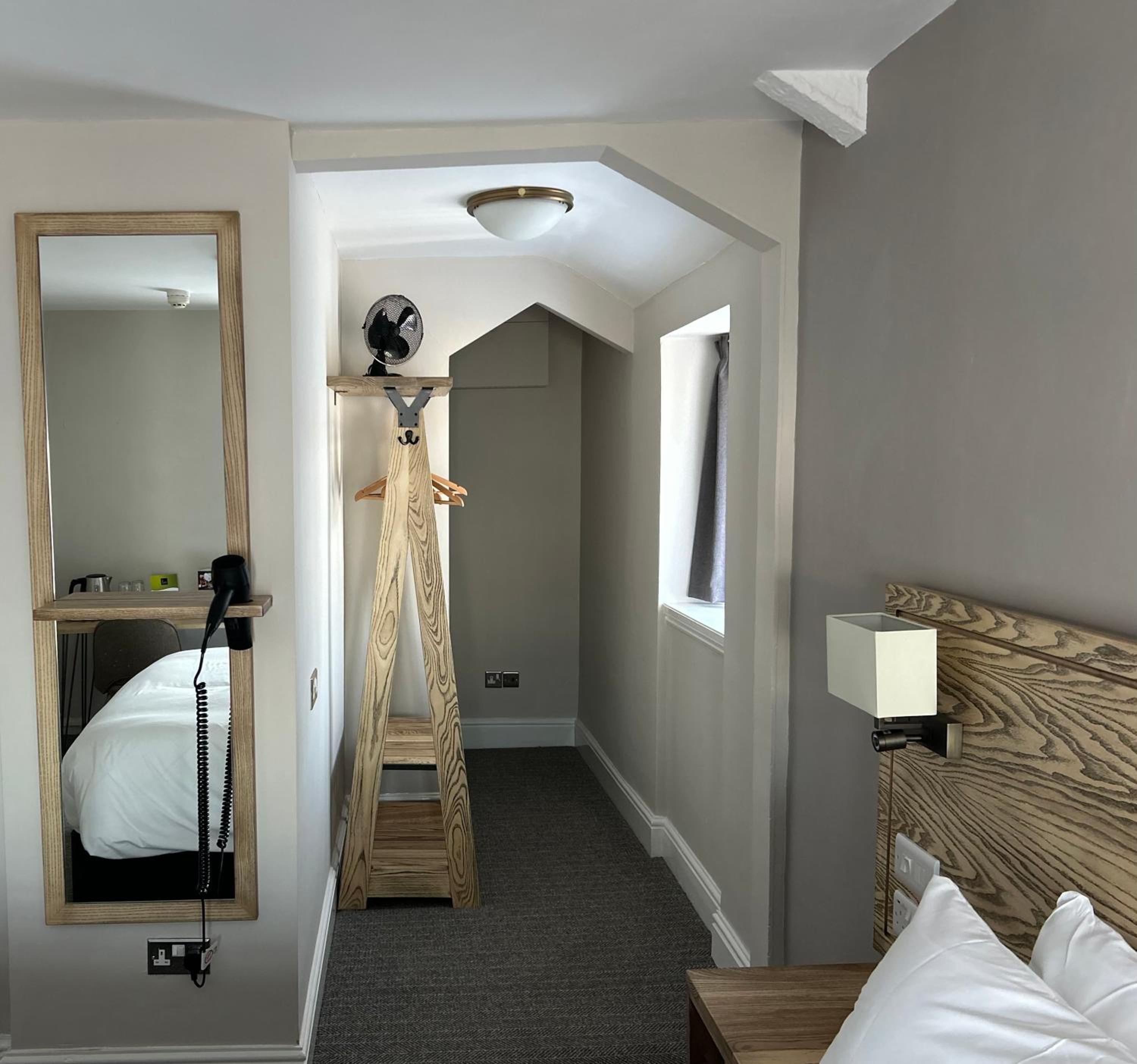Double Room - Photo 3
