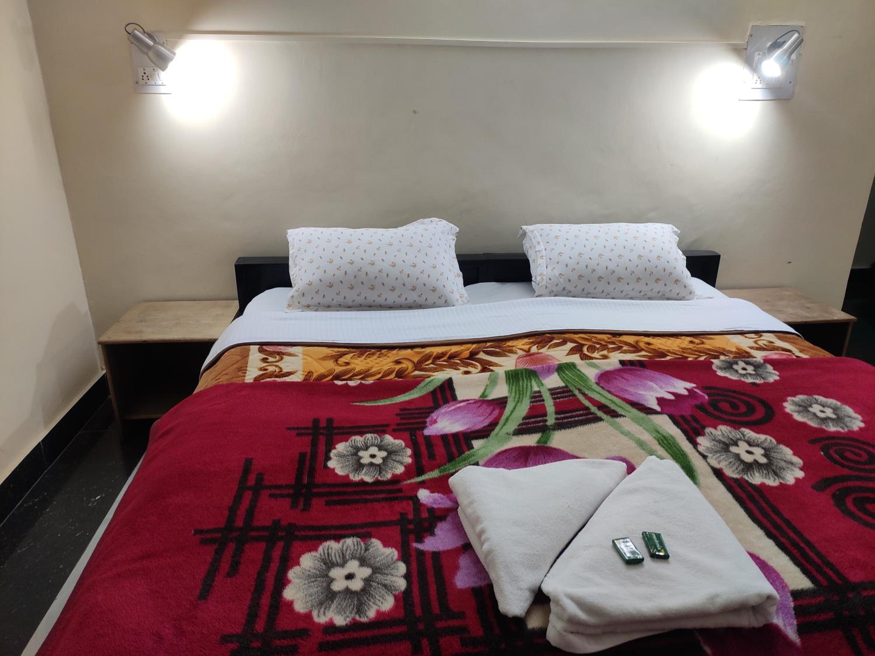 Standard Double Room photo 2