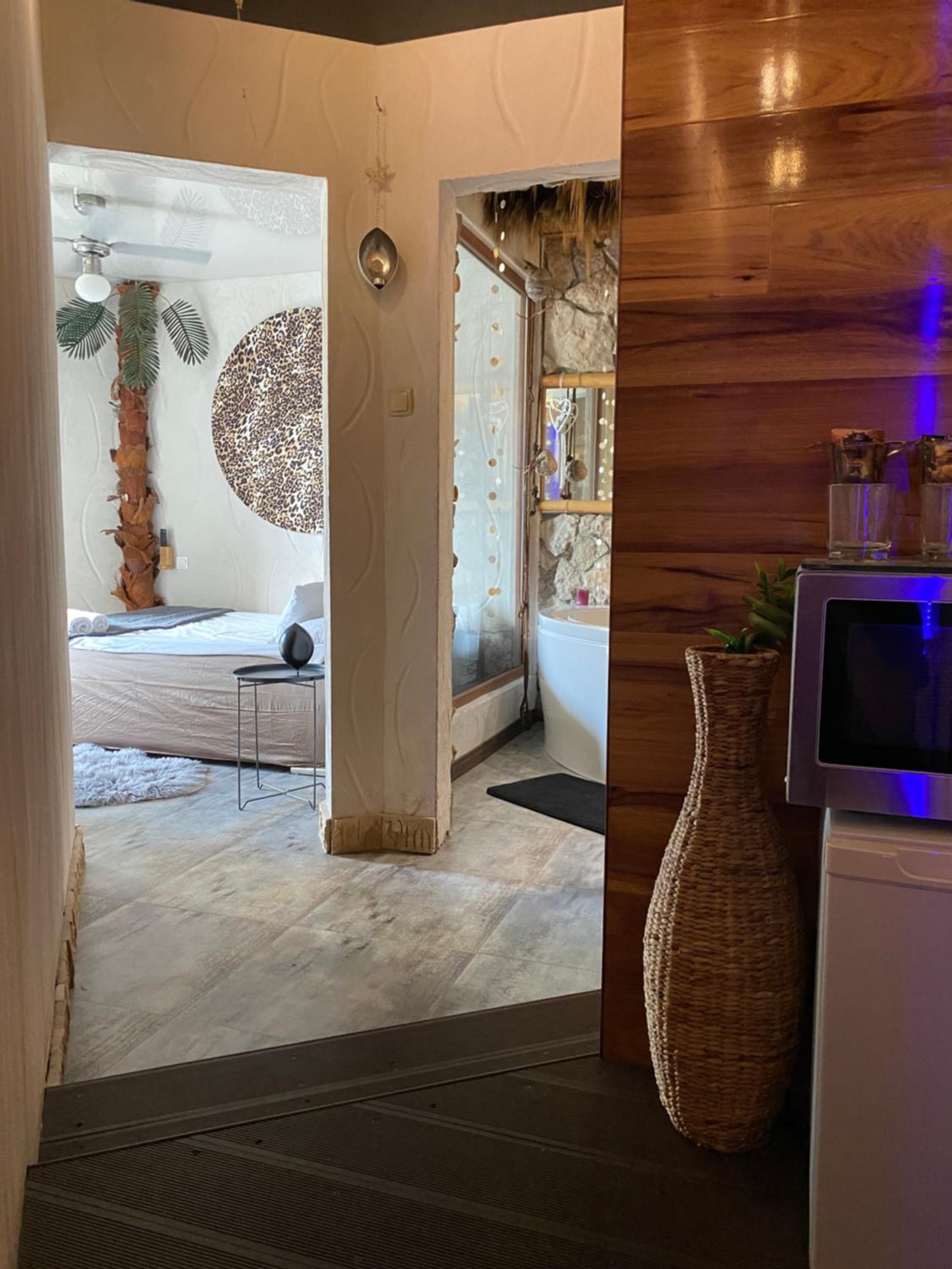 Double Room with Spa Bath photo 1