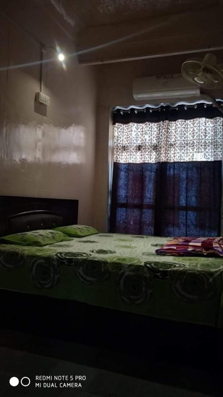 Budget Double Room - Photo 8