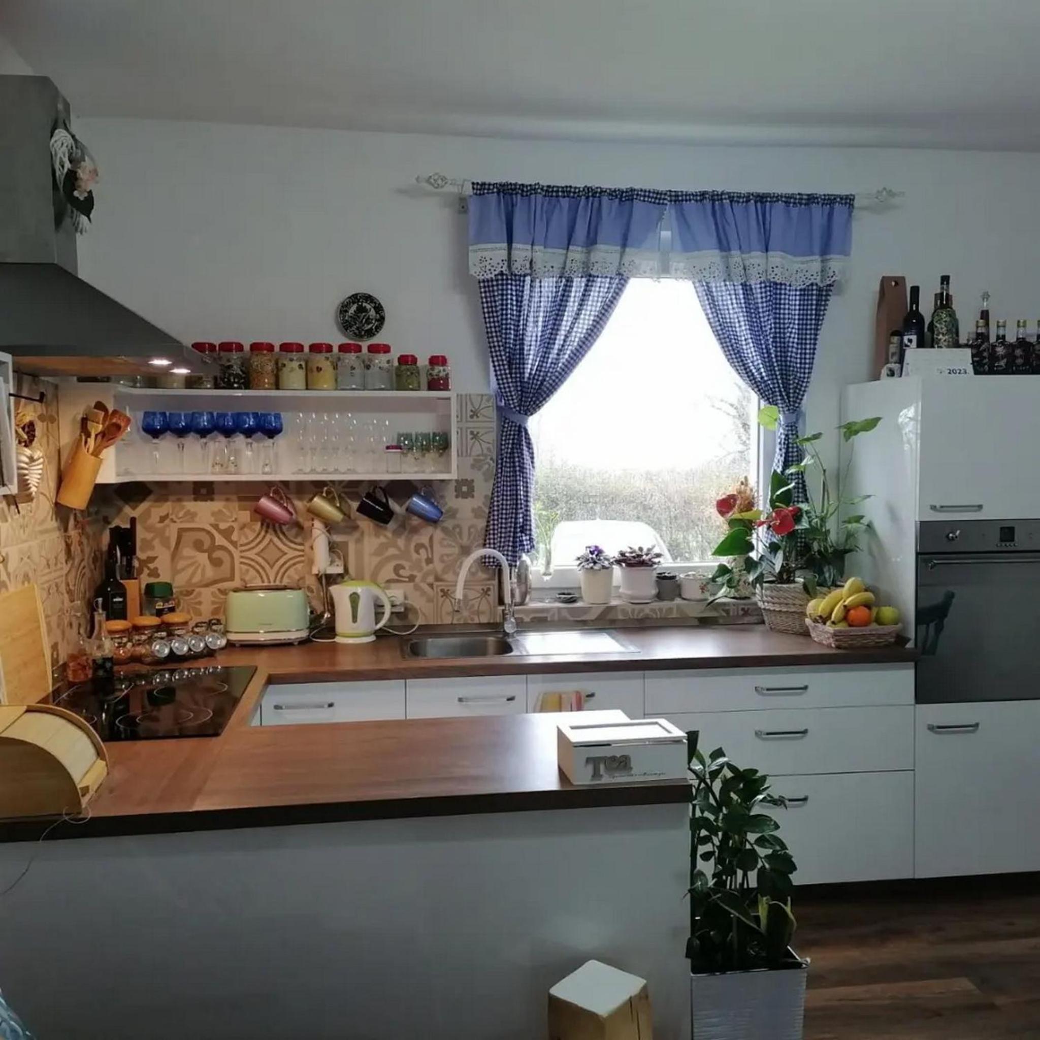 Two-Bedroom Holiday Home - Photo 5