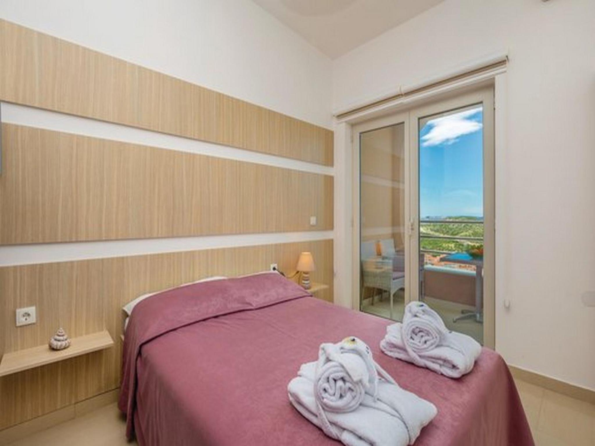 Superior One-Bedroom Apartment with Terrace and Sea View photo 1
