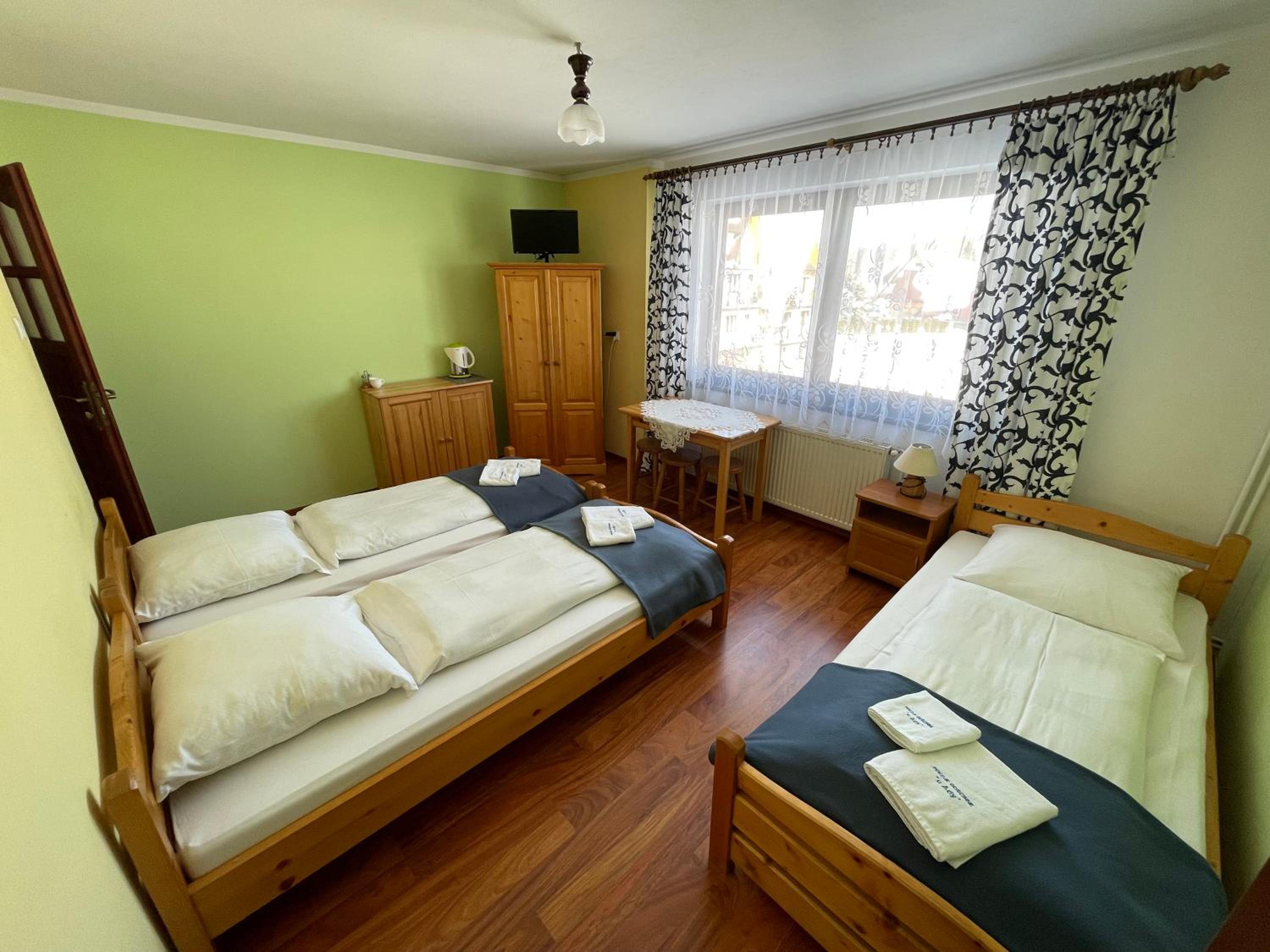 Triple Room with Private Bathroom photo 1