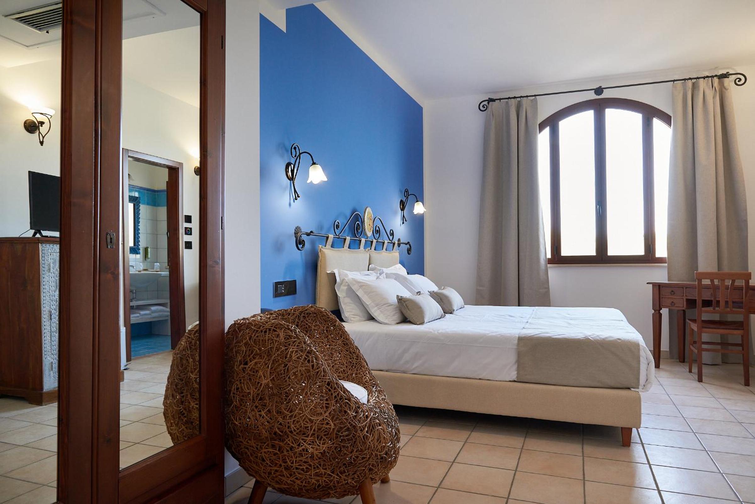 Standard Double Room - Photo 1