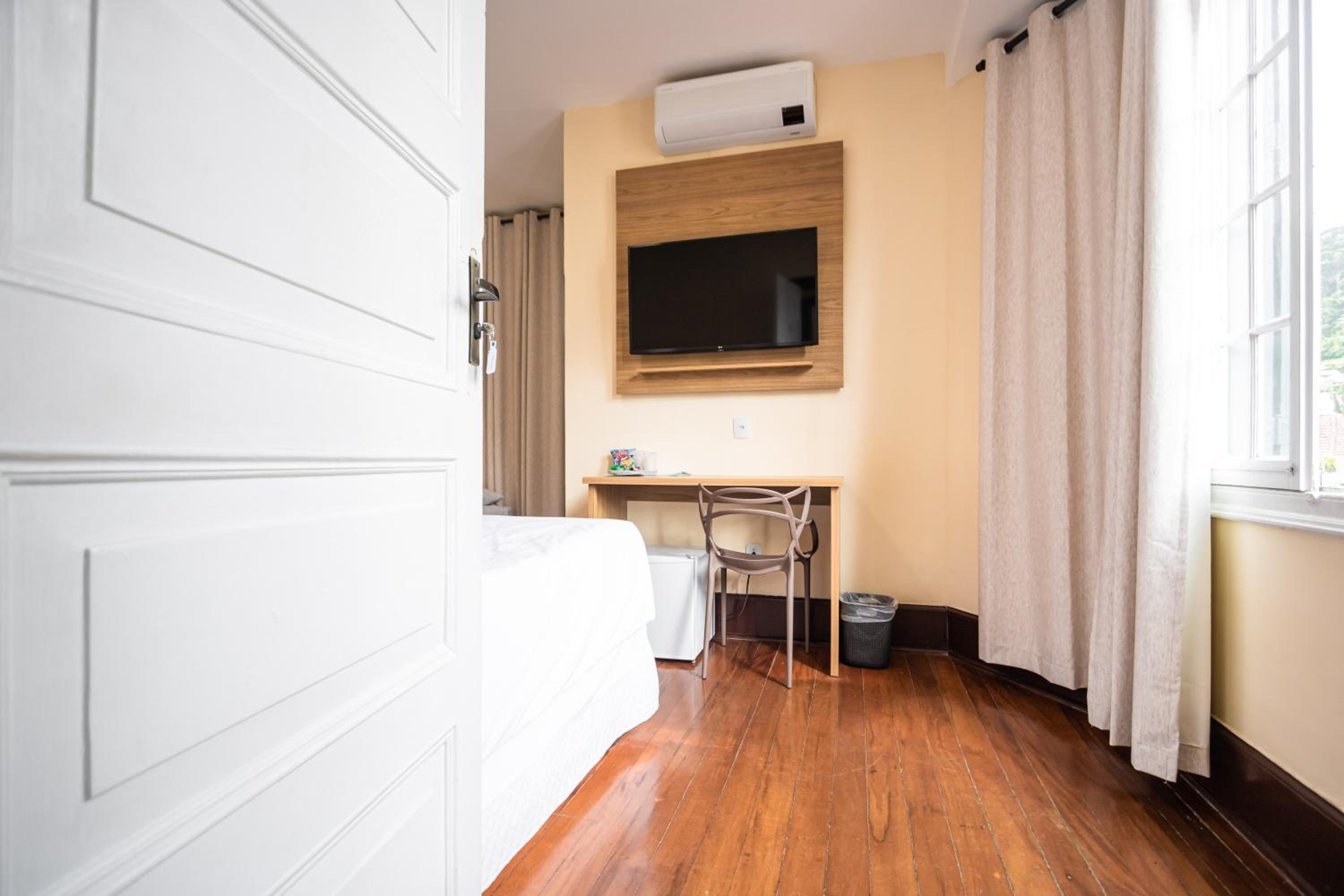 Quadruple Room - Photo 1