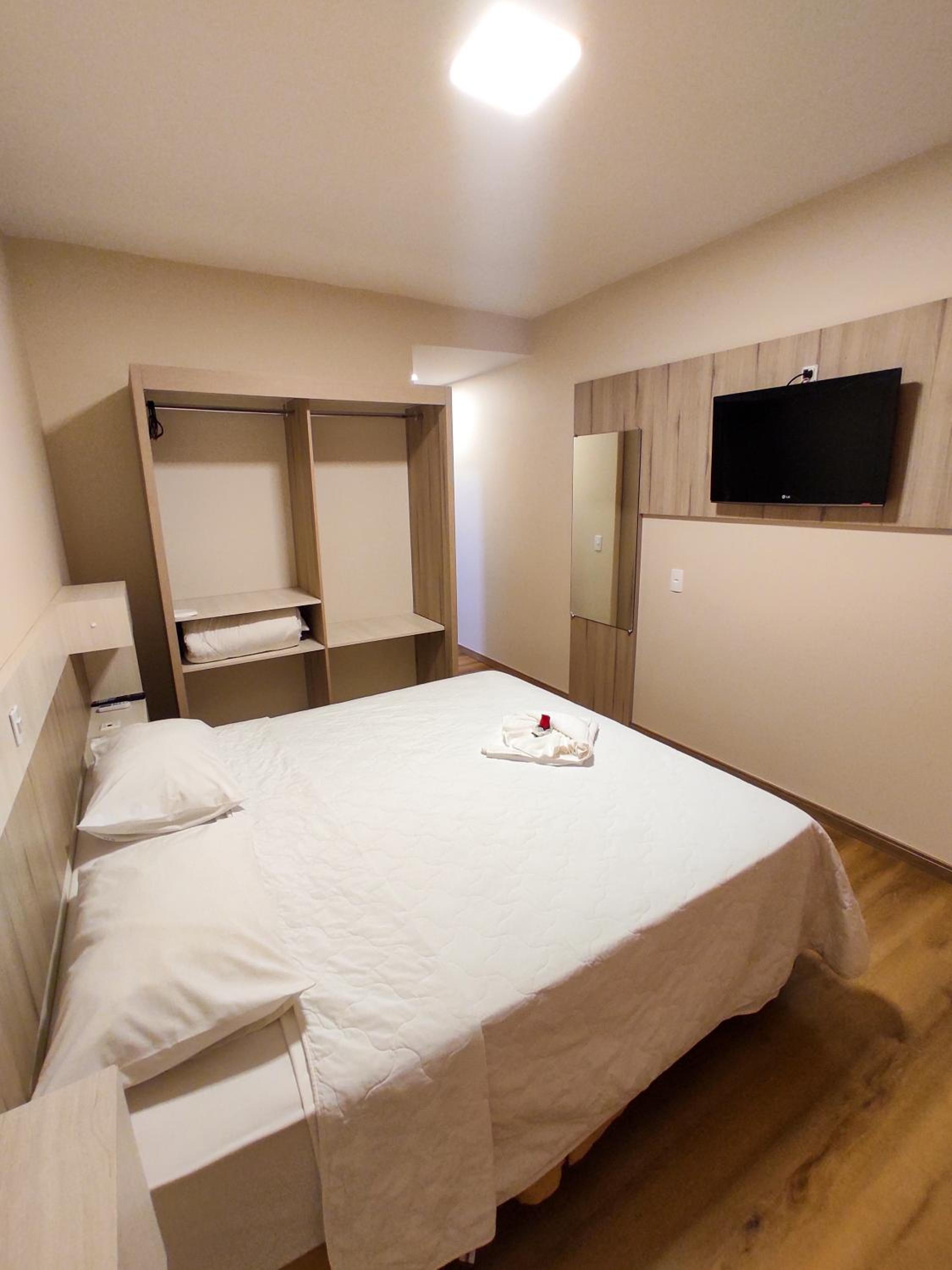 Deluxe Triple Room - Photo 6